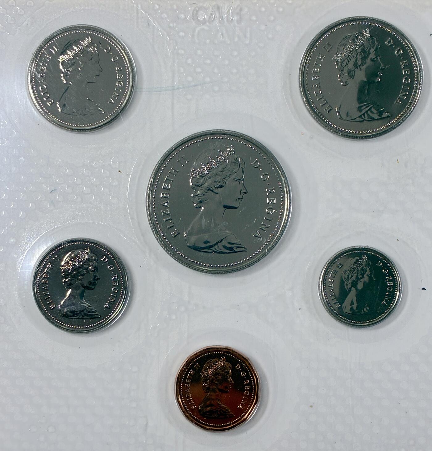 【雨安】【直播拍卖】【世界币章118期-裸币】2025-12-05 周五 19:30 保真 [现代套币] World 世界各国 套币 3套