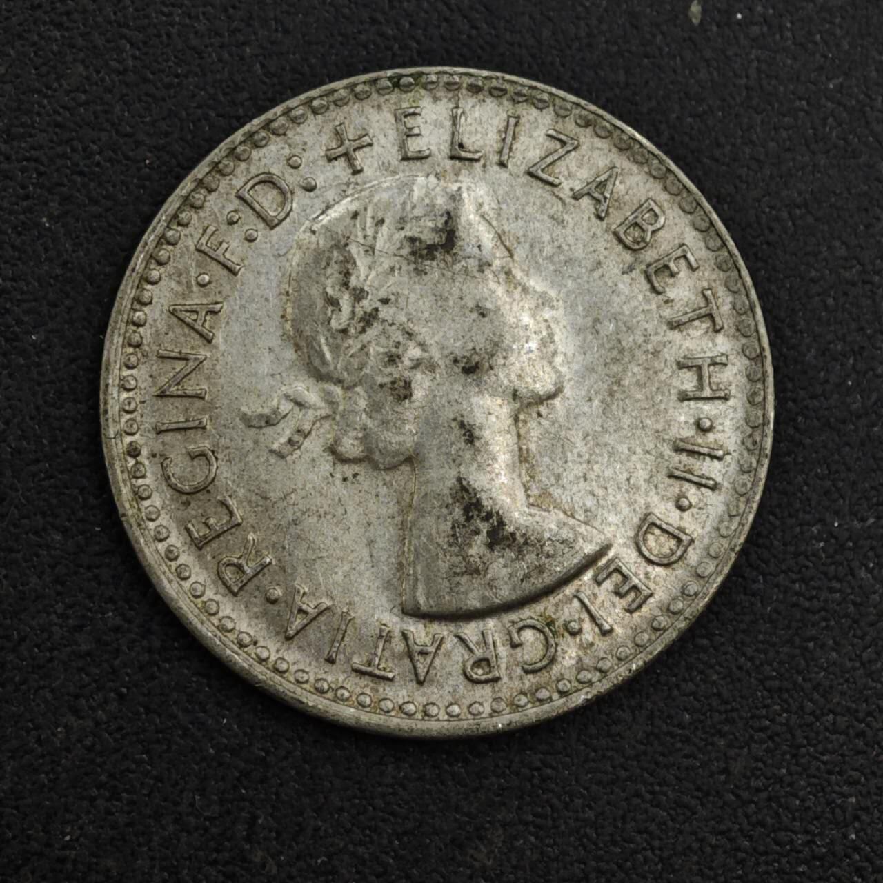 【淘币小摊】实时拍第八百一十八拍   散币小银币场   满百包邮可预留二周 每周一统一发货   澳大利亚1964年伊丽莎白二世3便士银币