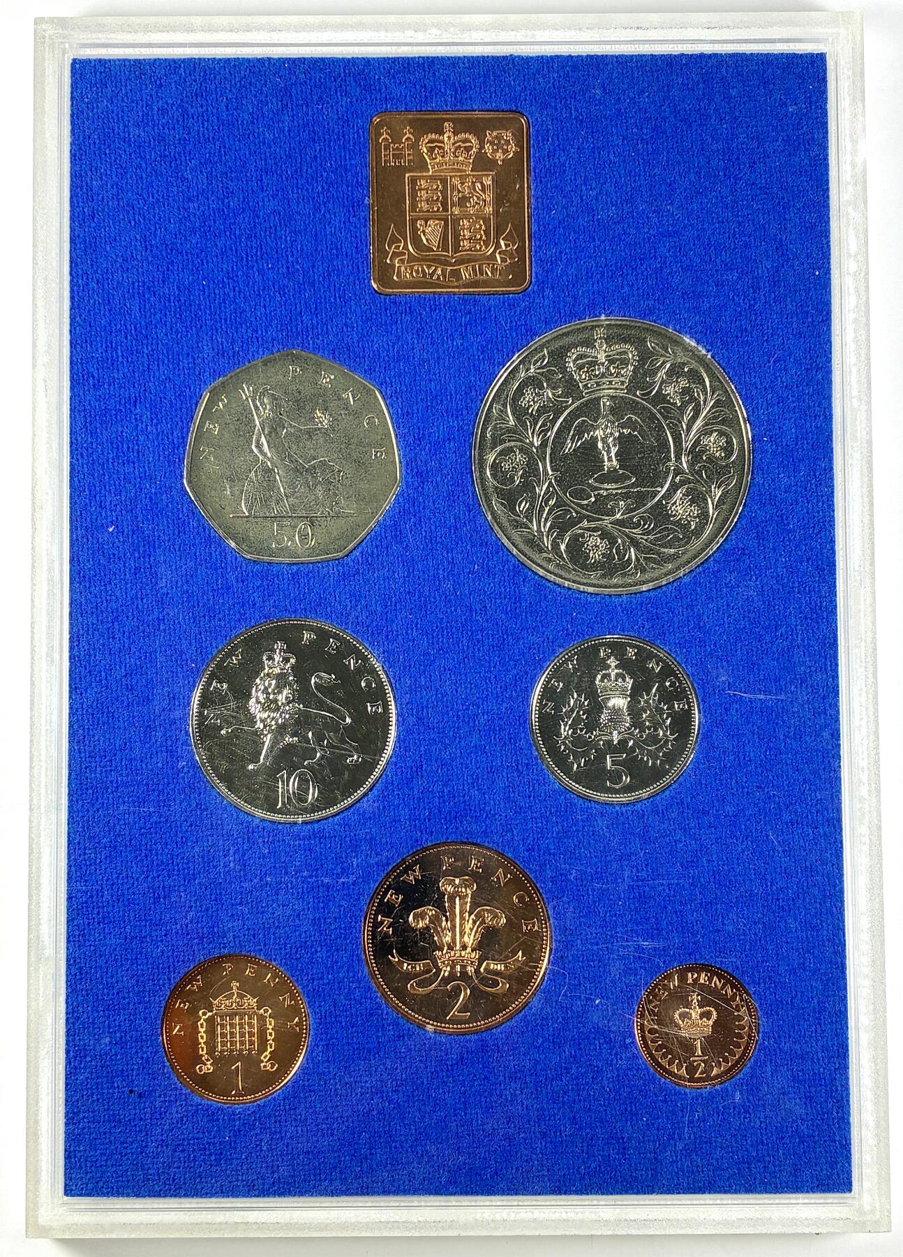 【雨安】【直播拍卖】【世界币章118期-裸币】2025-12-05 周五 19:30 保真 [现代套币] Great Britain 英国 套币 精制套币 1977年