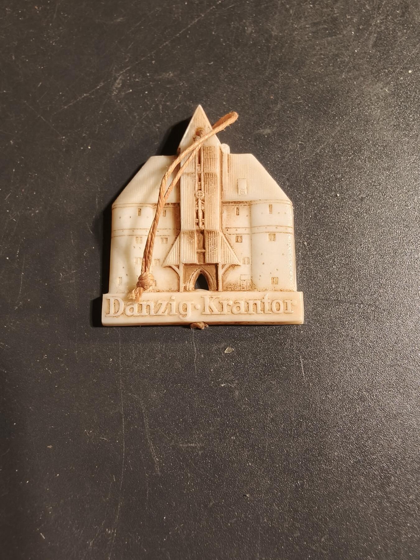 老王徽章第168期 德三冬季工厂WHW徽章