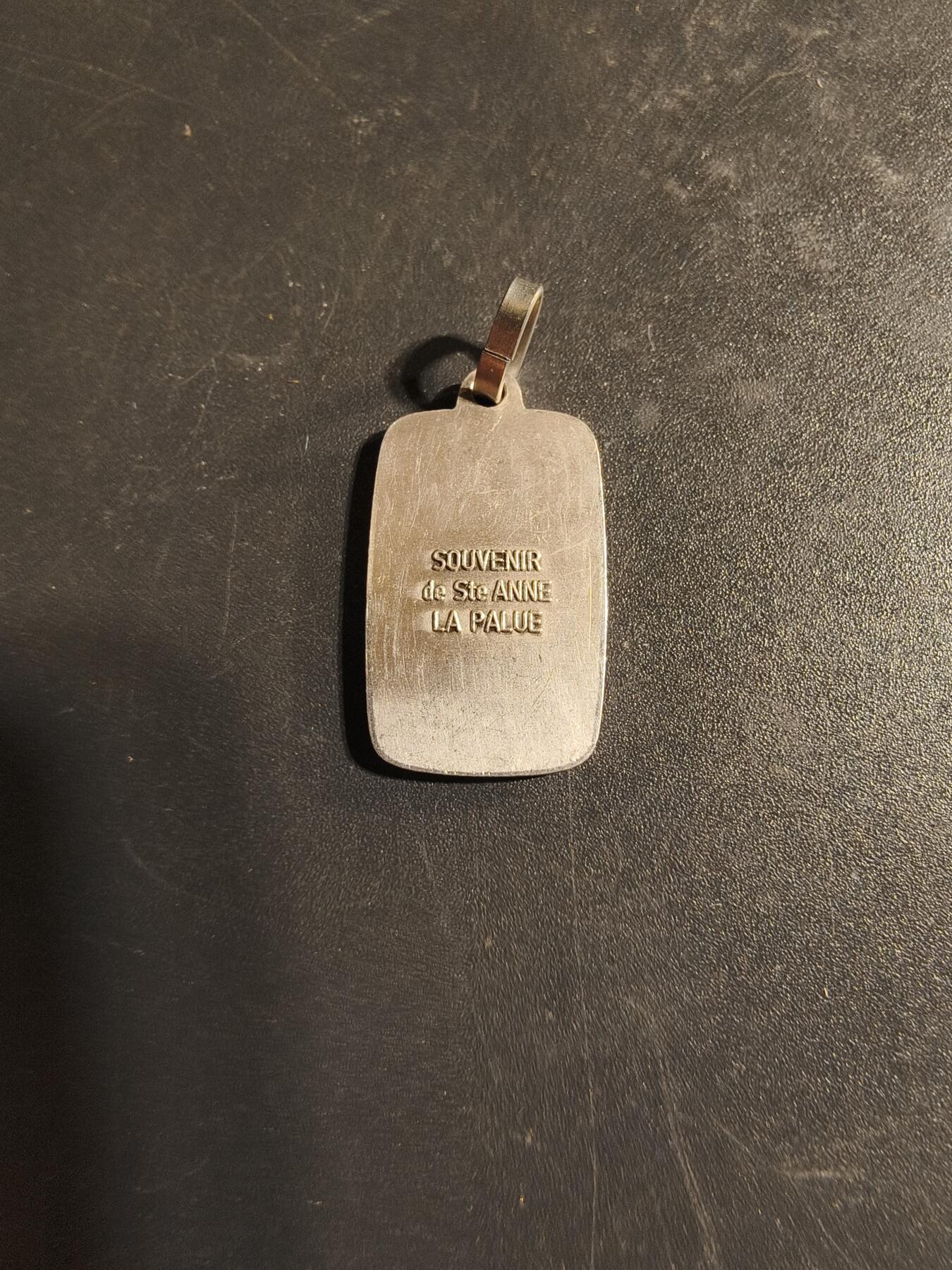 老王徽章第168期 法国天主教会纪念章