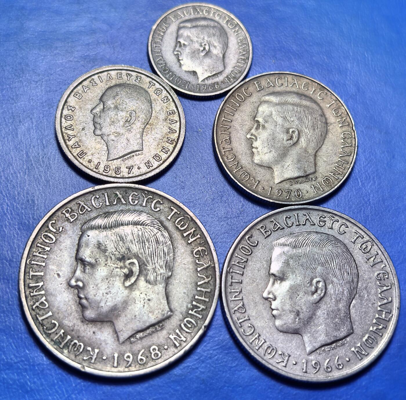 外国优质老铜币银币，周六九点倒数截拍，满百包邮，可寄存半年，喜欢朋友微信扫描二维码可直接参拍