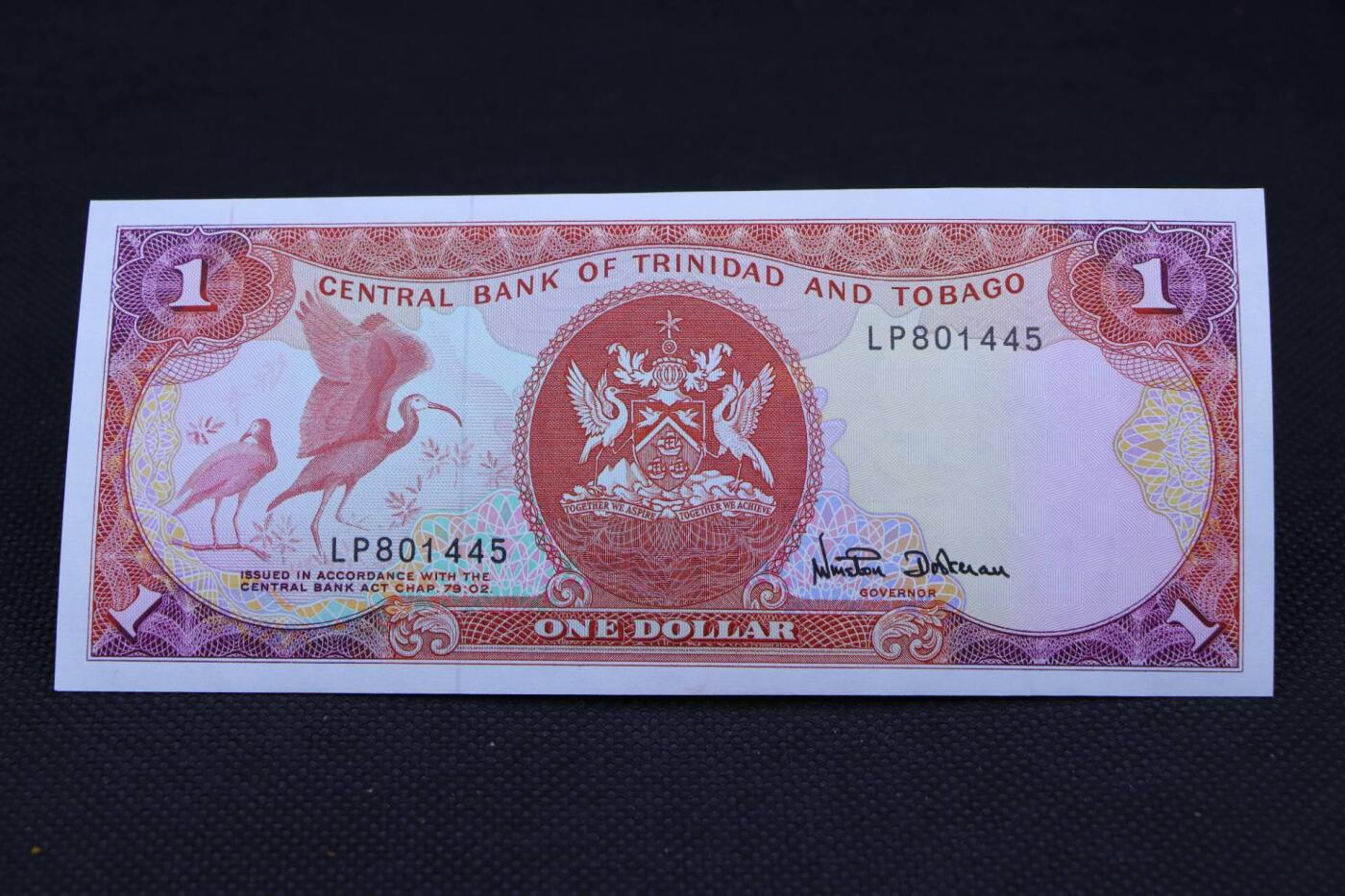【淘币小摊】限时拍第八百二十一拍  纸币场  满百包邮可预留两周  周一统一发货   特立尼达和多巴哥1979年1元纸币