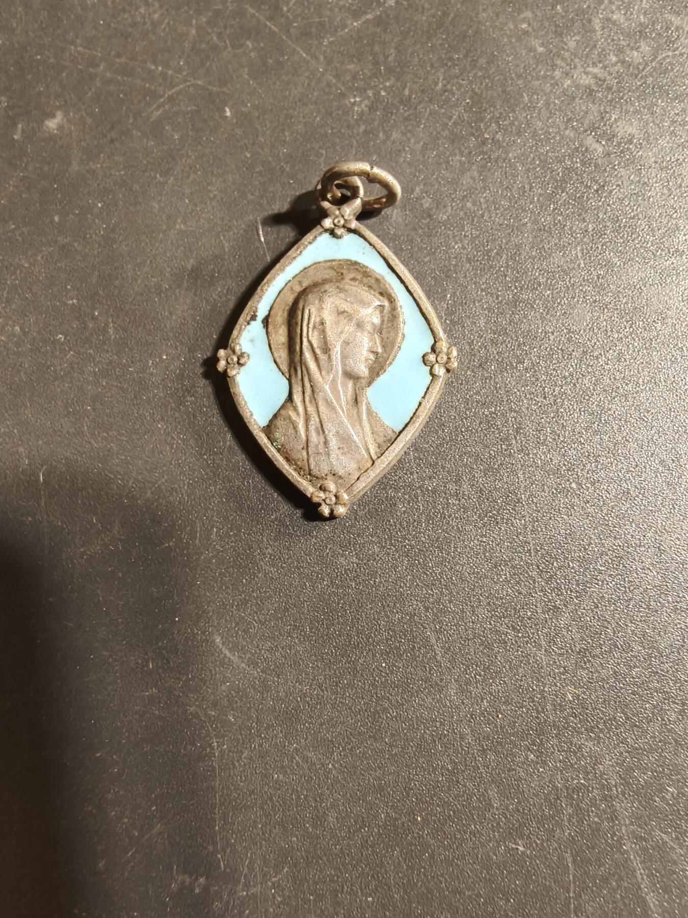 老王徽章第168期 法国天主教会纪念章