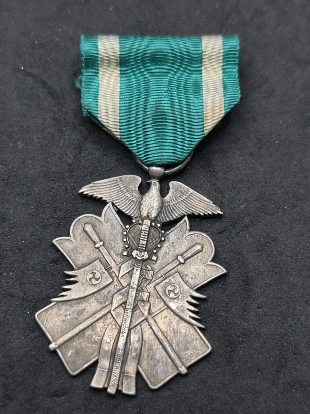 凯旋世界勋赏（第20期）（欢迎送拍）（对拍品有疑问请询问客服，不接受到手刀，出价默认拍品品相。请认真阅读拍卖规则！出价默认已认可！）（收到货请录制开箱视频，无视频概不处理问题。） 复刻七鸟