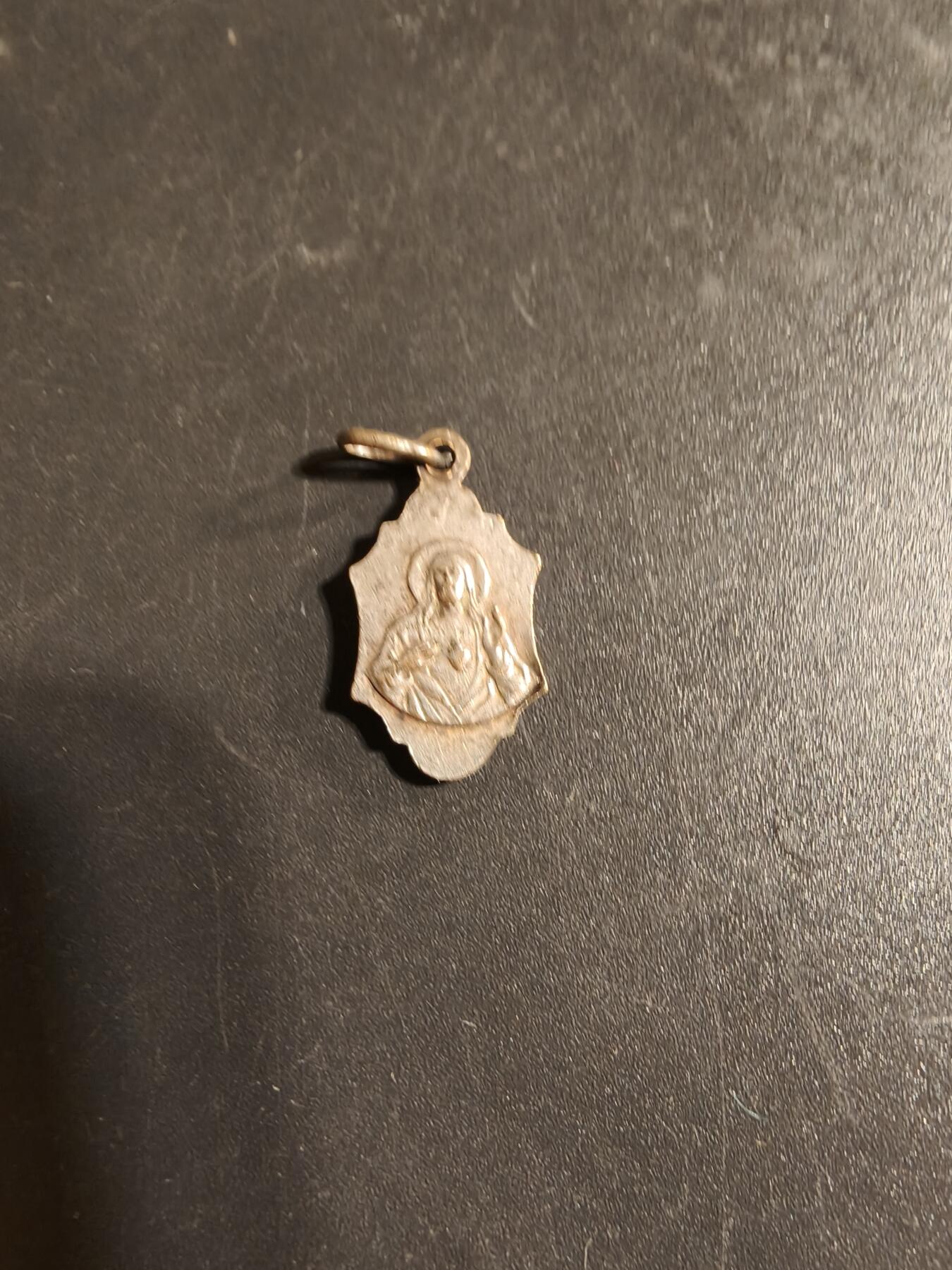 老王徽章第168期 法国天主教会纪念章