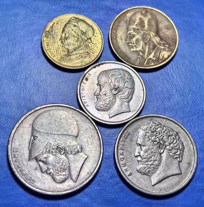 外国优质老铜币银币，周六九点倒数截拍，满百包邮，可寄存半年，喜欢朋友微信扫描二维码可直接参拍 - 希腊1976年-1982年历史名人不同面值一套