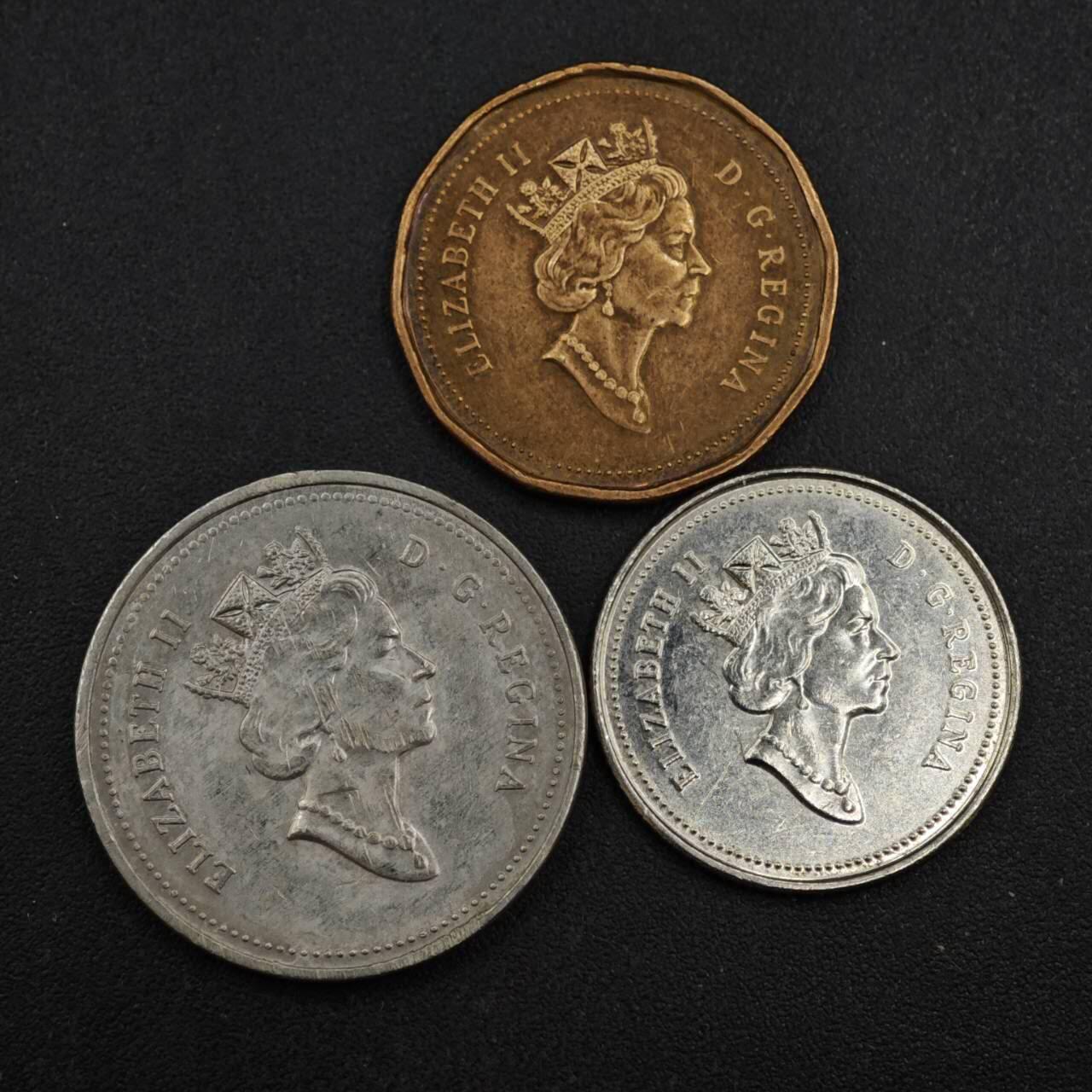 【淘币小摊】实时拍第八百一十八拍   散币小银币场   满百包邮可预留二周 每周一统一发货   加拿大1992年建国125周年3枚纪念币