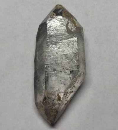 七河·世界钱币杂件水晶矿标小拍（总第30期） - 藏家出品 X662 云贵闪灵水晶原石，有可活动的黑胆和水胆和流砂 本件拍品由合作藏家邮寄 库存编号 242-45。