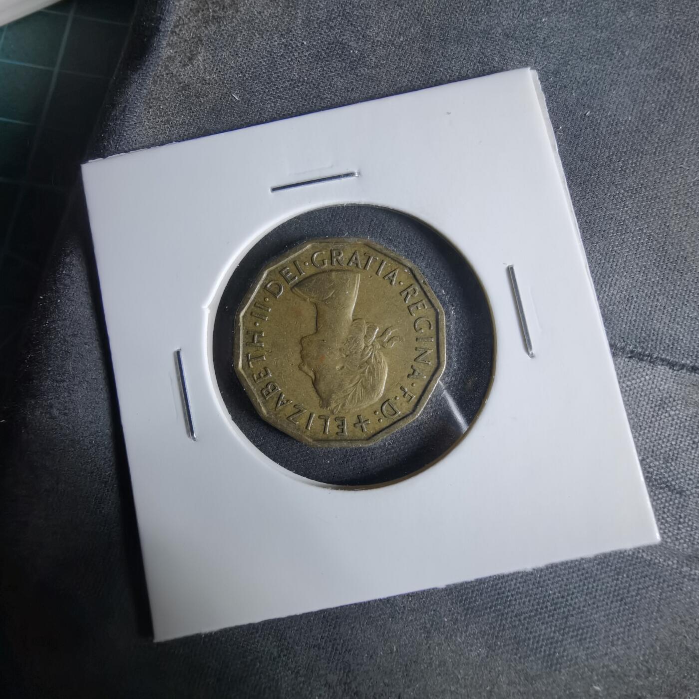 沼泽如烟--第921场 英国1961年3便士