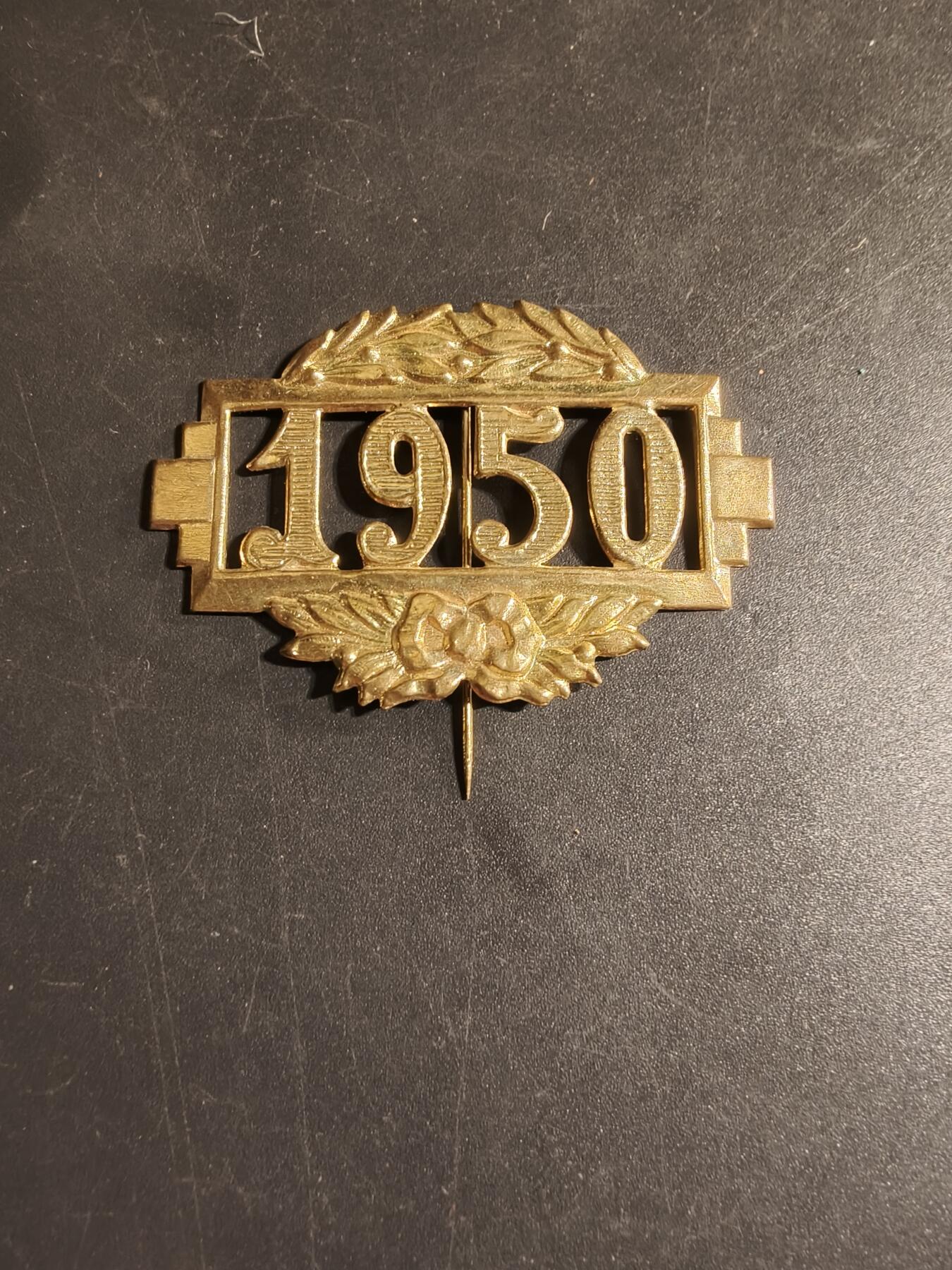 老王徽章第168期 法国1950针插