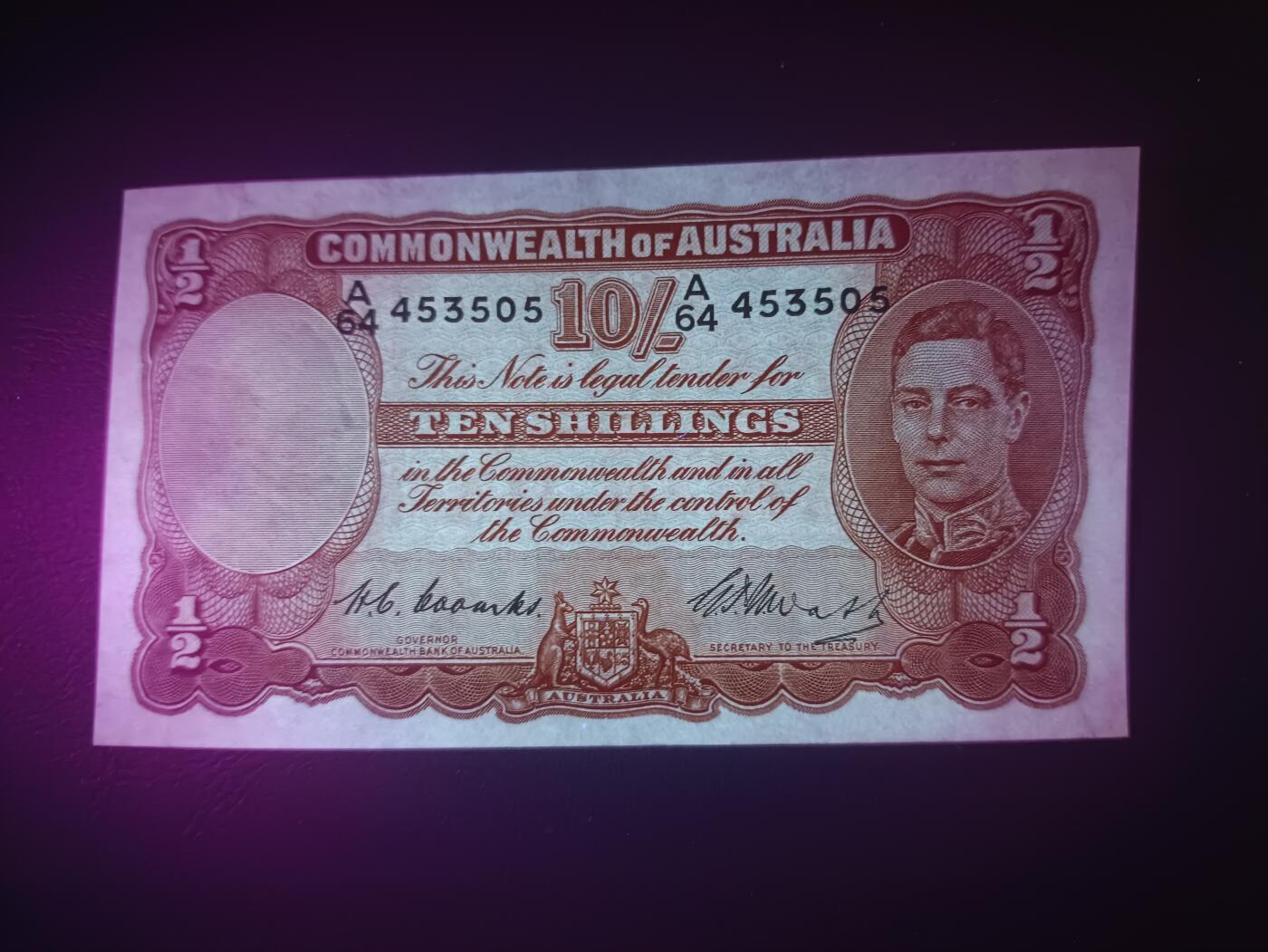 2025十二月第一期，总206期 澳大利亚1949年10先令AUNC，乔治六世国王和工匠浮雕，中期签名