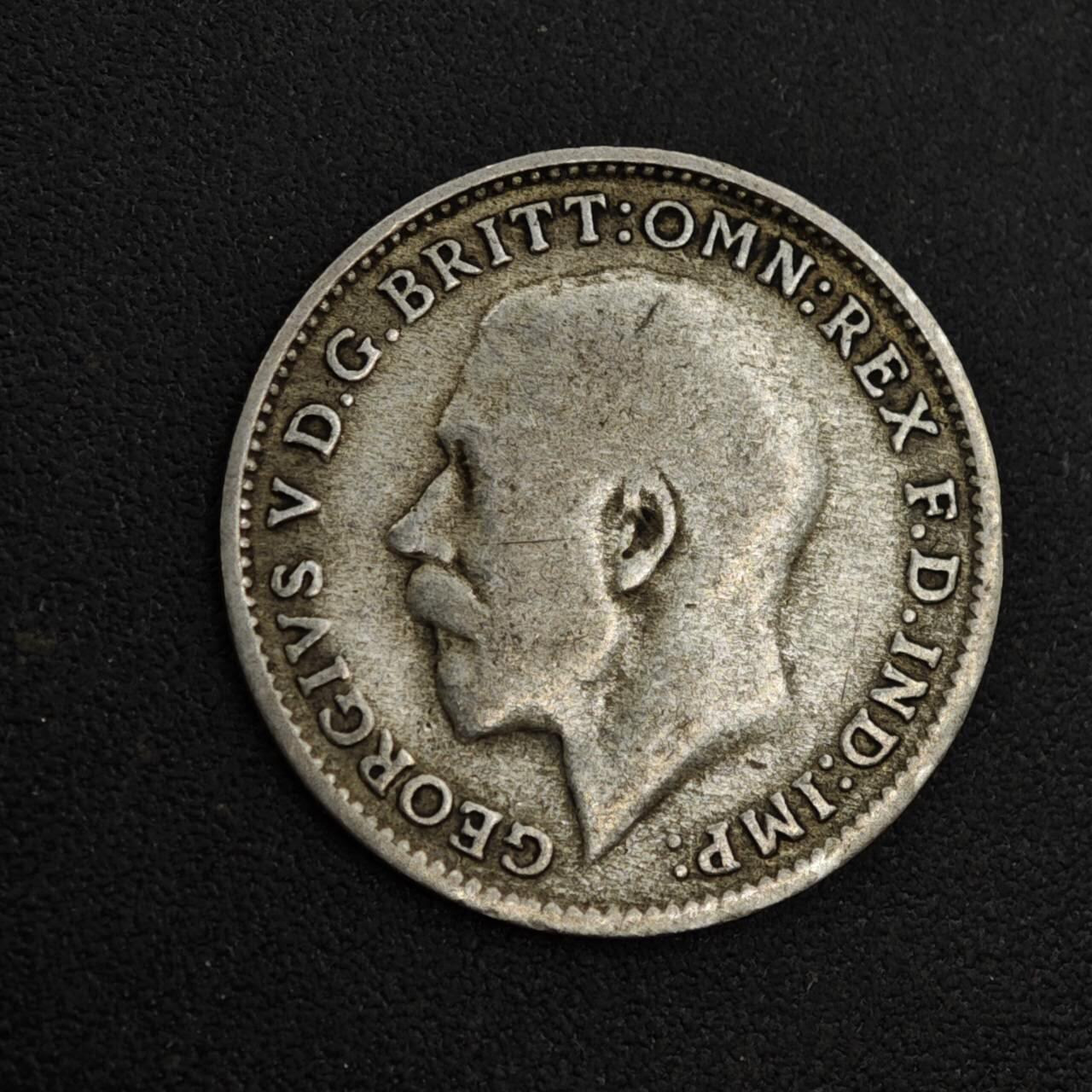 【淘币小摊】实时拍第八百一十八拍   散币小银币场   满百包邮可预留二周 每周一统一发货   英国1921年乔治五世3便士银币