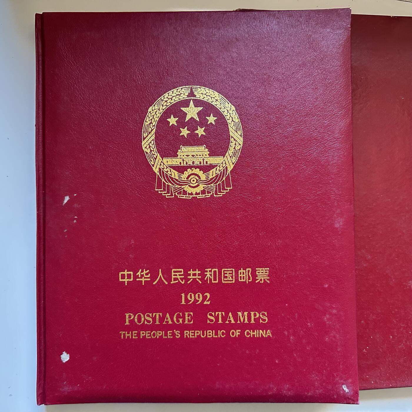 🌹外币初藏🌹🐯2025年第137场  每周二四六晚8️⃣点 接代拍 1992年邮票年册