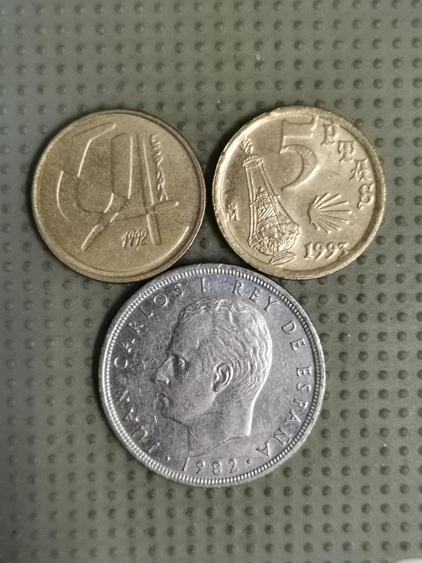 2025年第132场各国散币拍卖（总第132场） 西班牙5比塞塔3枚