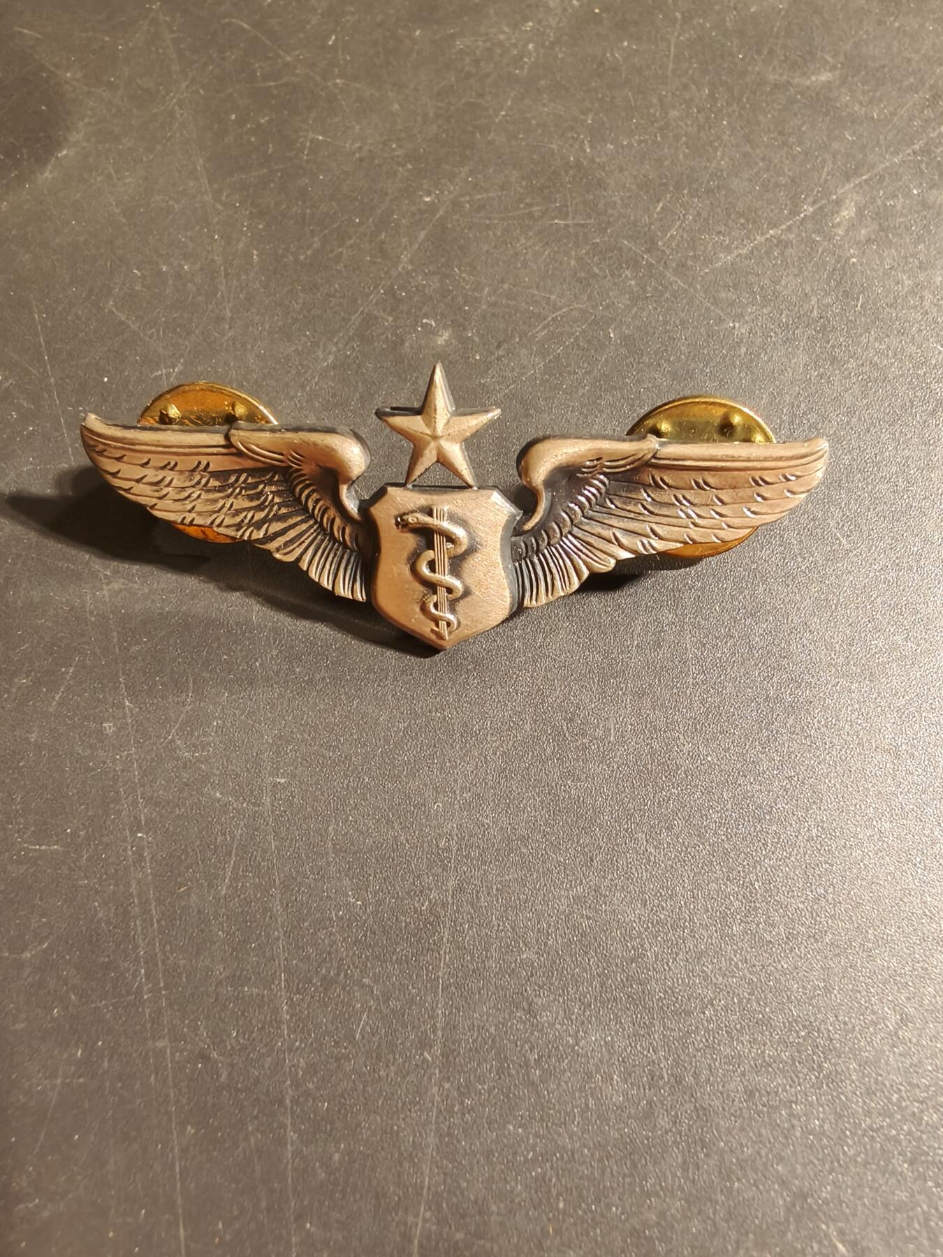 老王徽章第168期 美国空军军医中级技能章 925银 2英寸