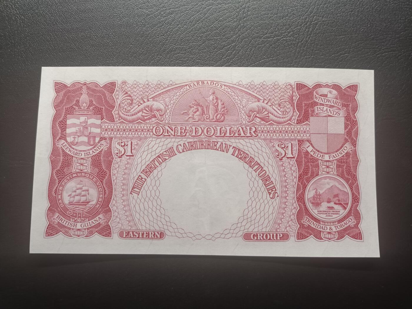 2025十二月第一期，总206期 英属加勒比领地（现东加勒比共同体）1955年1元AUNC，大皇冠女王和各构成殖民地徽章