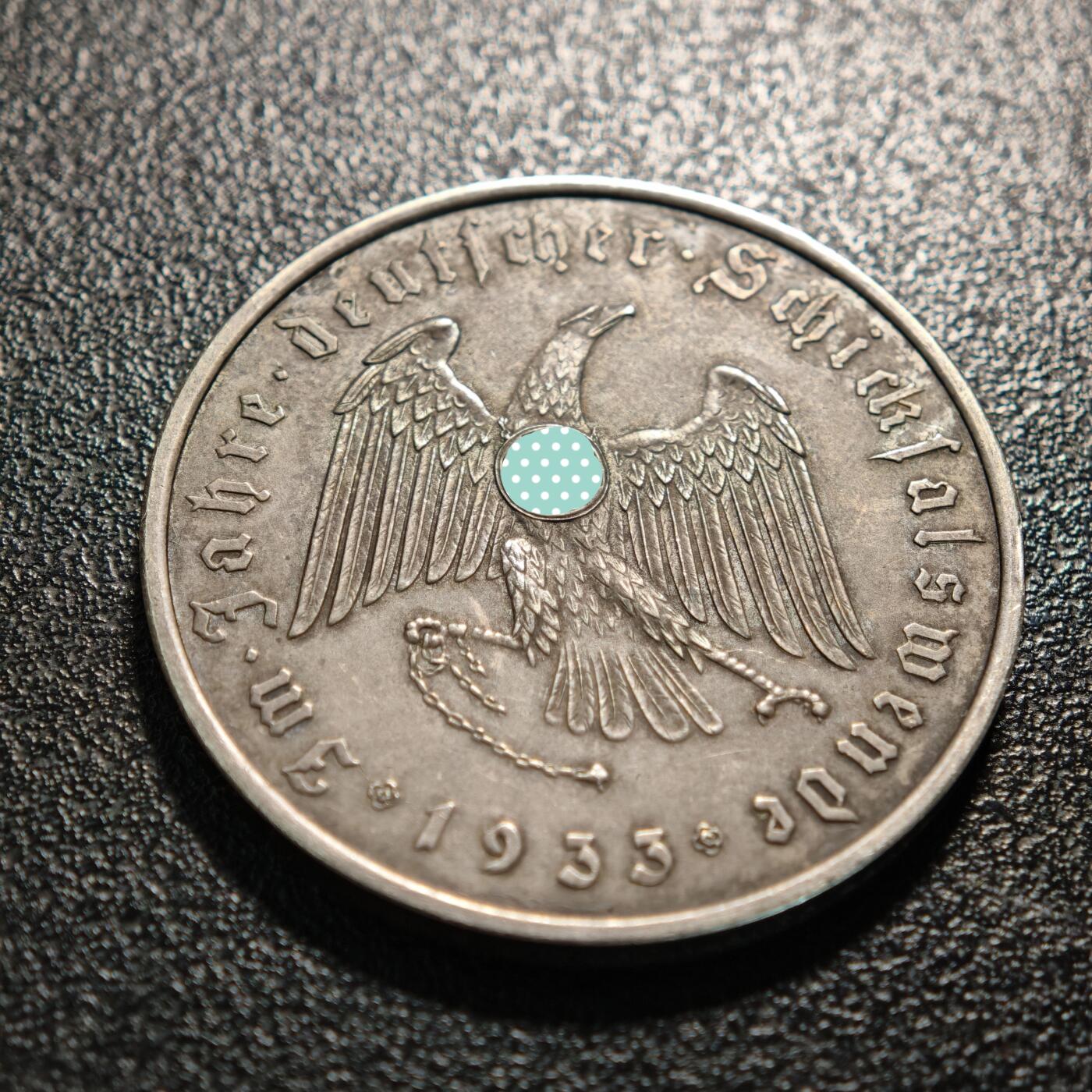 【德藏】世界币章拍卖第156期（拍品征集中~欢迎藏友联系） 1933年 德国德国民族社会主义工人党党首锁链鹰银章 磨砂质感 直径约：36.1mm；重约：21.9g（原图请联系客服）