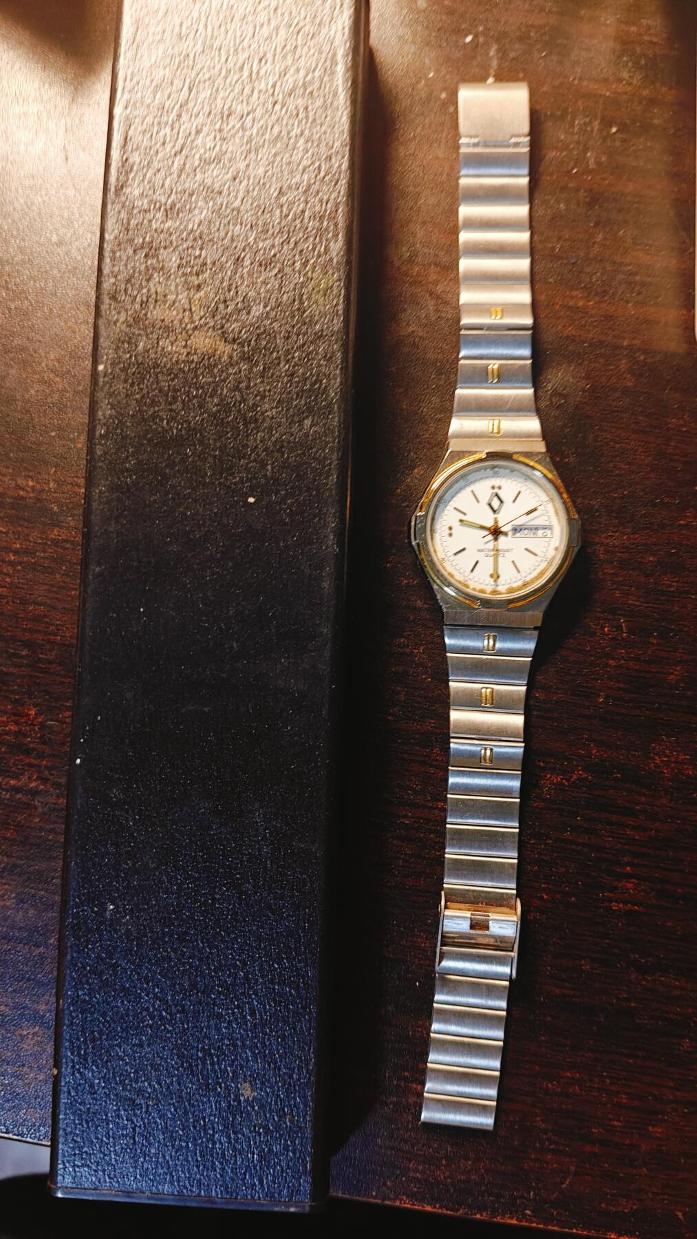 罗岚⭐新藏⭐特惠专拍第一场-分享拍场赚佣 70-90年代期间引进的高档外国防水手表，盒表一套，需自行测试