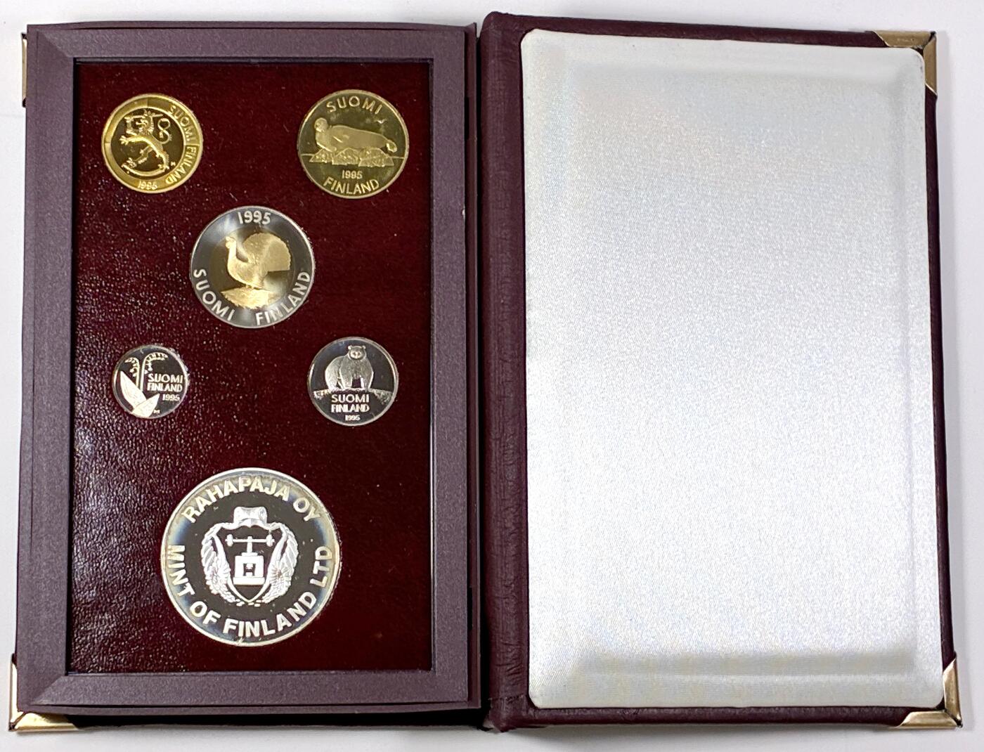 【雨安】【直播拍卖】【世界币章118期-裸币】2025-12-05 周五 19:30 保真 [现代套币] Finland 芬兰 套币 精制套币 1995年 含银章31克,925银