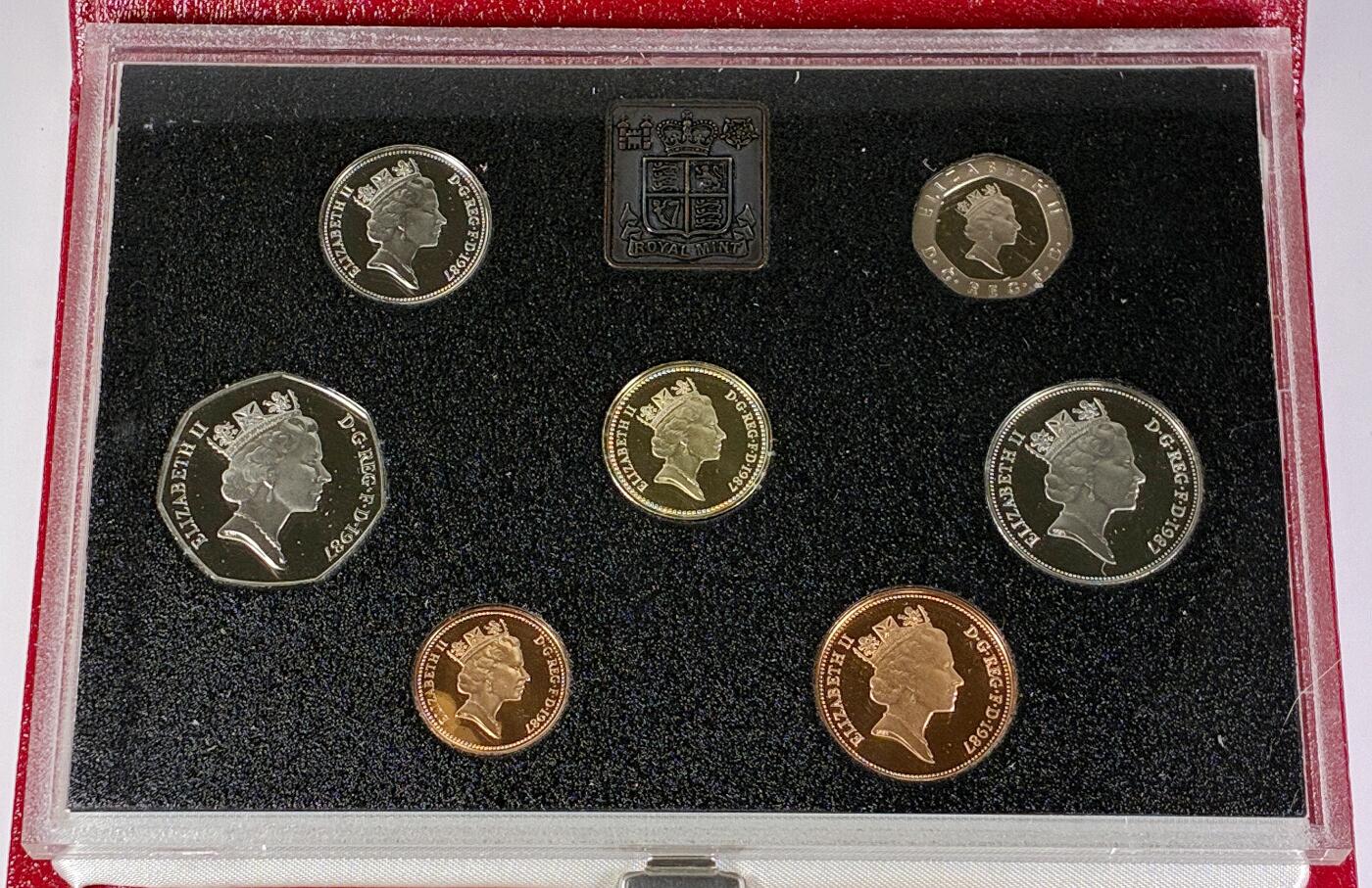 【雨安】【直播拍卖】【世界币章118期-裸币】2025-12-05 周五 19:30 保真 [现代套币] Great Britain 英国 套币 精制套币 1987年