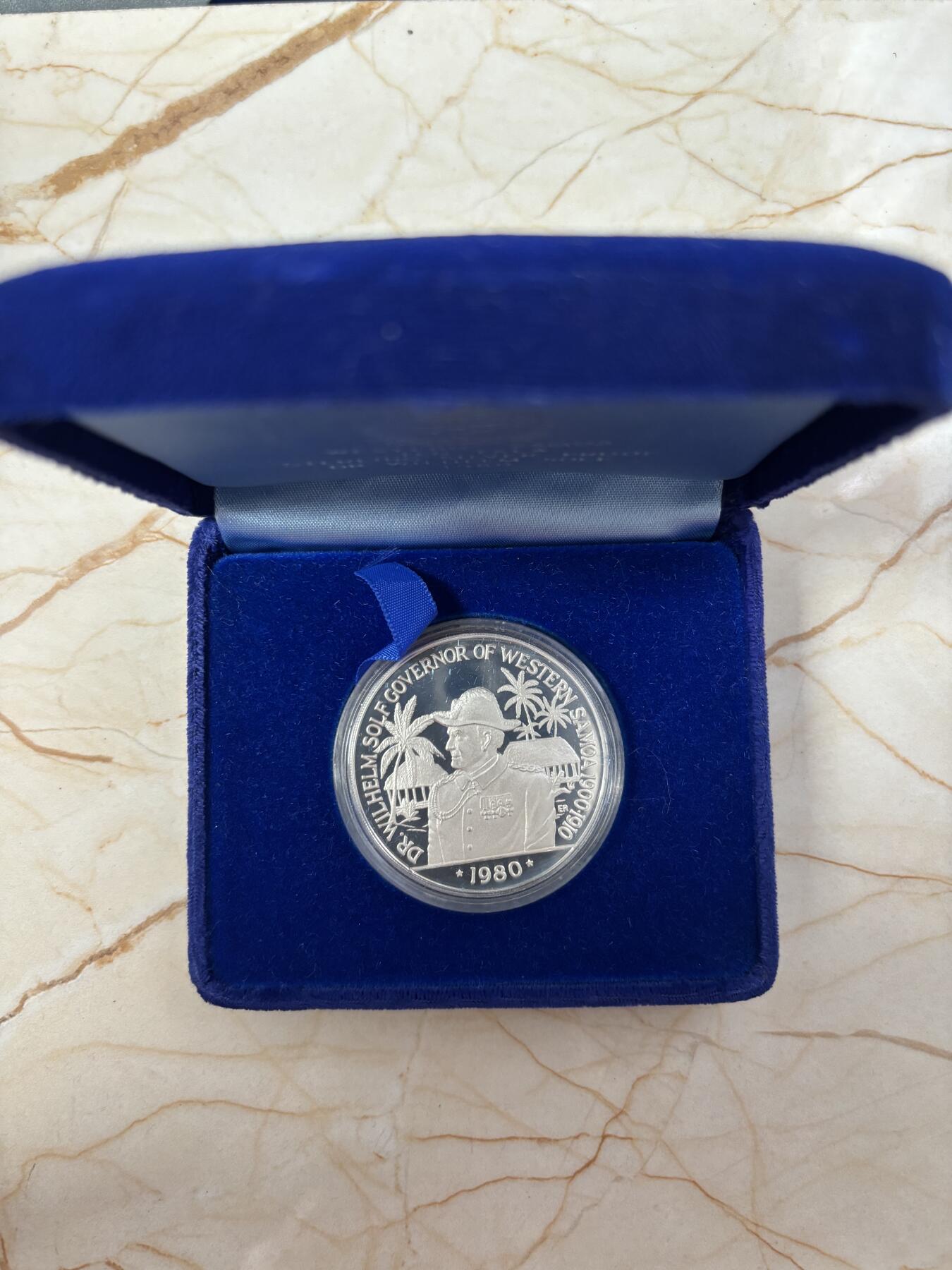 第184期拍卖 萨摩亚1980年威廉·索尔夫10美元银质精制币带盒，925银，31.47克银价404