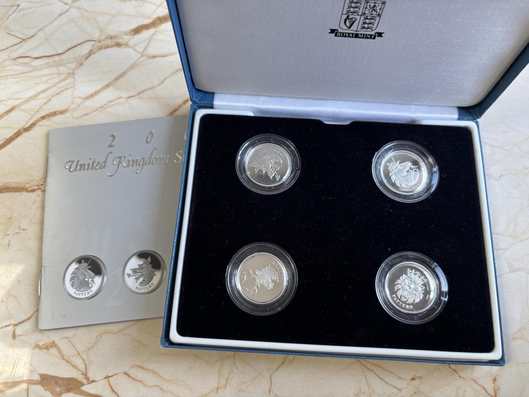 第184期拍卖 英国2004年皇室神兽1英镑精制纪念银币4枚全套，925银，发行5000套