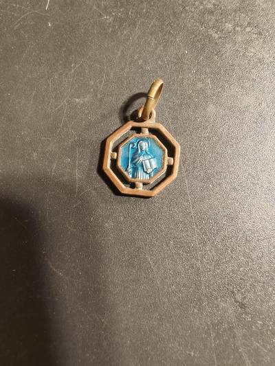 老王徽章第168期 - 法国天主教会纪念章