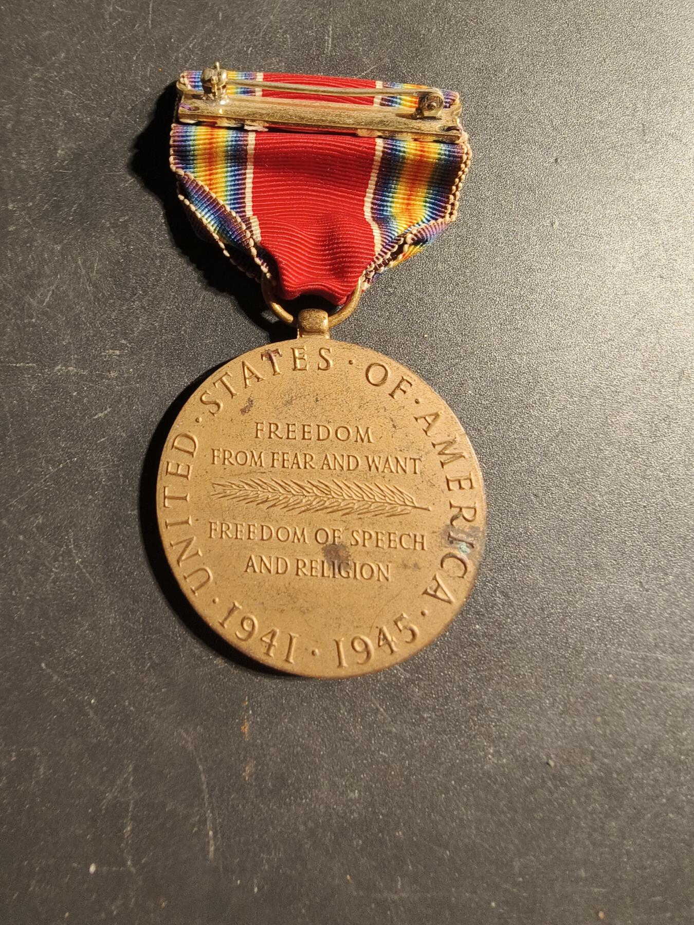 老王徽章第168期 美国二战胜利奖章