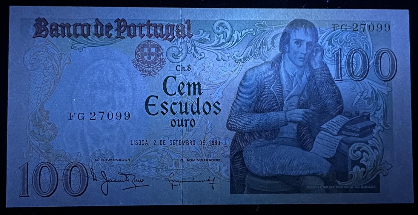 小福收藏拍卖第197期 裸钞场 本期有多张豹子号靓号 百慕大03年50元纪念钞百位号 马来亚和英属婆罗洲开国第一张纸币大冠女王 马来亚 41年1元英王乔六 法属太平洋10000法郎 捷克1000克朗纪念钞千位号  卢森堡 1000法郎  萨尔瓦多样钞 匈牙利 法罗群岛 危地马拉等多国精美纸币 葡萄牙 1980年 100埃斯库多 首发年 双尾 unc