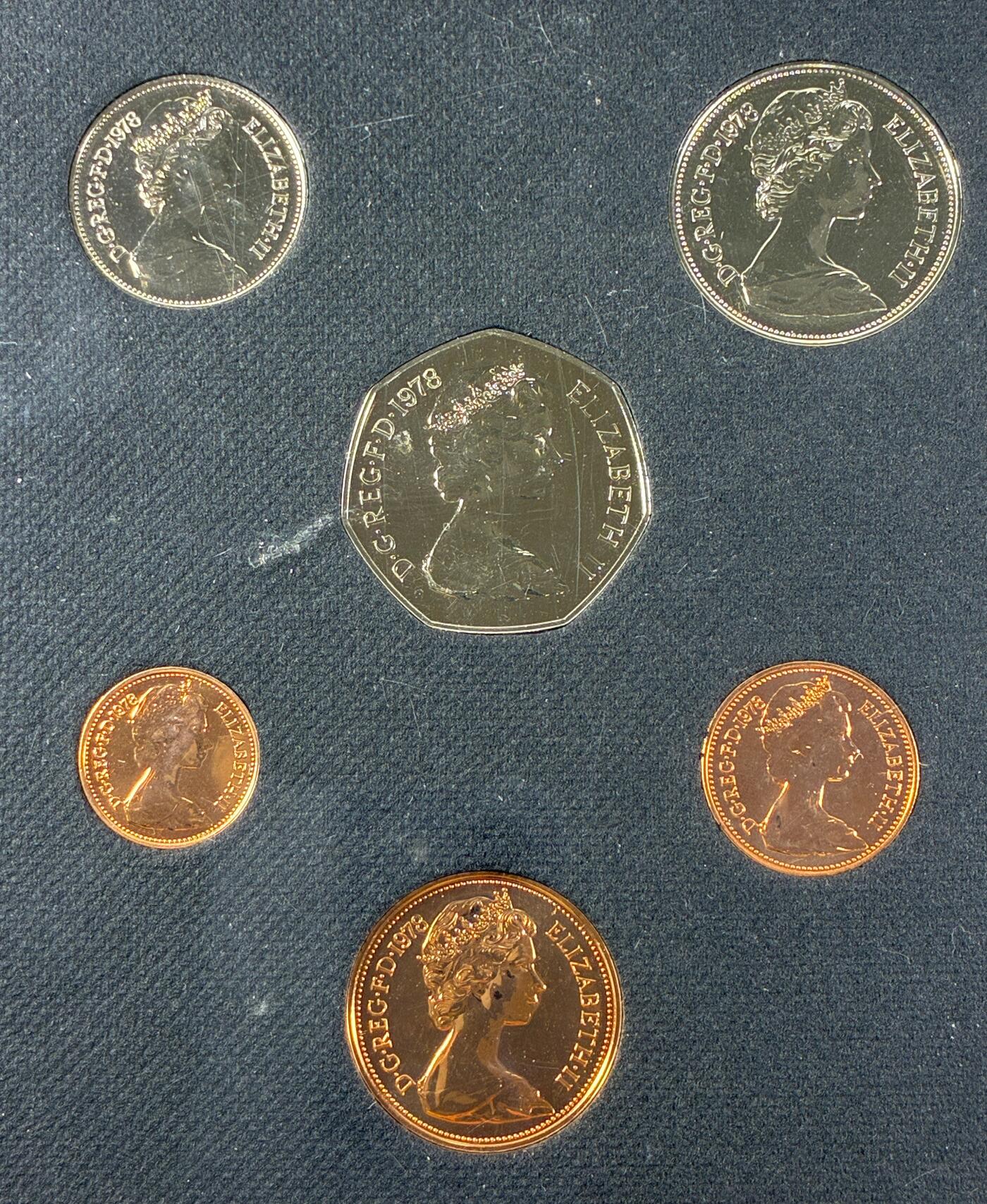 【雨安】【直播拍卖】【世界币章118期-裸币】2025-12-05 周五 19:30 保真 [现代套币] Great Britain 英国 套币 精制套币 1978年