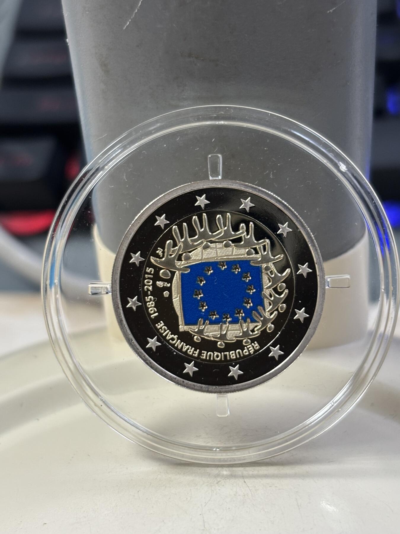 第184期拍卖 法国2015年欧盟旗帜30周年2欧精制双金属纪念币，发行10000枚