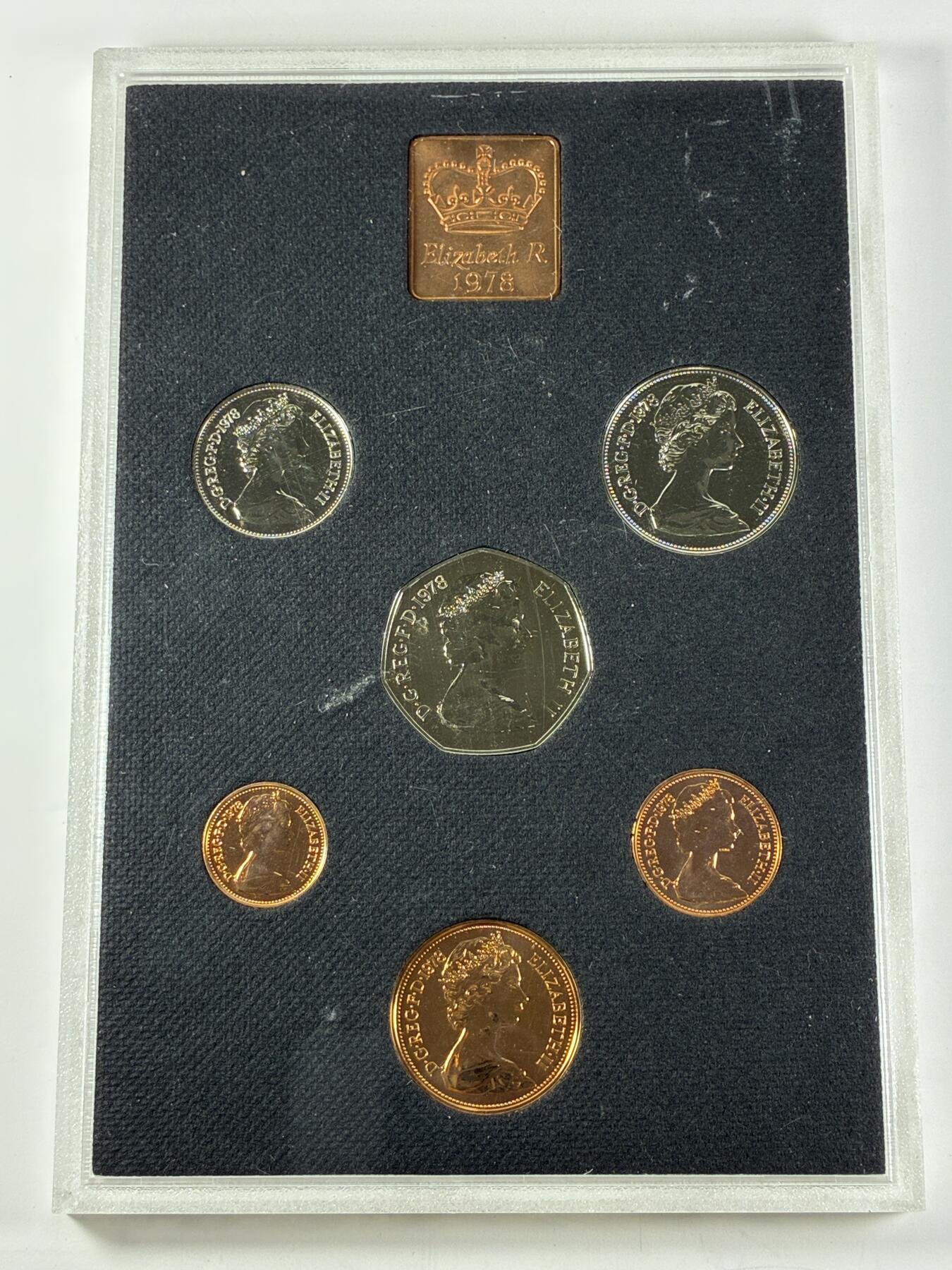 【雨安】【直播拍卖】【世界币章118期-裸币】2025-12-05 周五 19:30 保真 [现代套币] Great Britain 英国 套币 精制套币 1978年