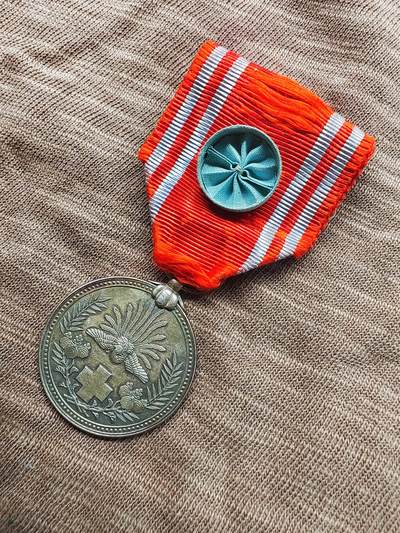 明治早期赤十字社单凤银章（明治二十一年） 红十字会 徽章 证章 纪念章 - 明治早期赤十字社单凤银章（明治二十一年） 红十字会 徽章 证章 纪念章