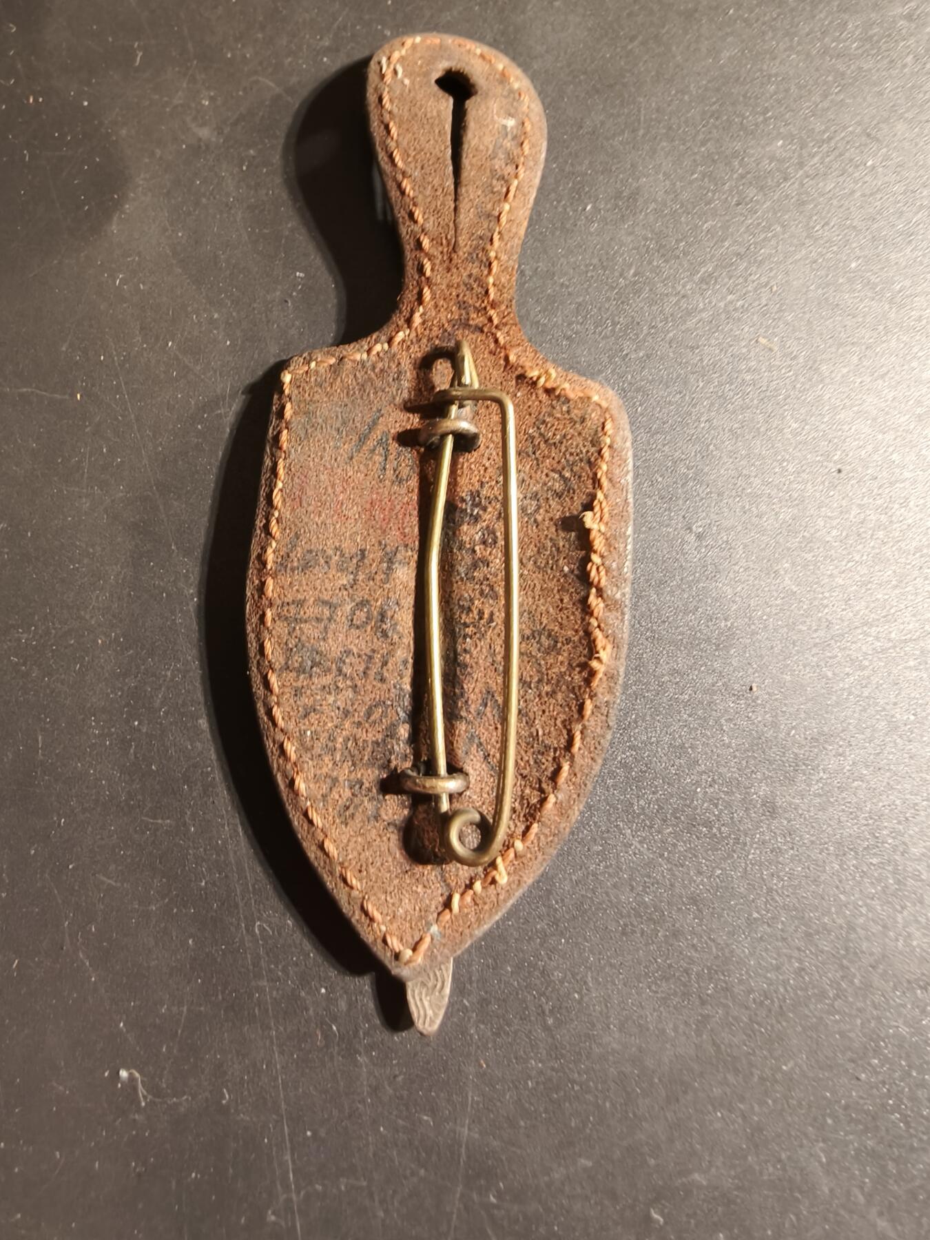 老王徽章第168期 法国军事管理学校证章