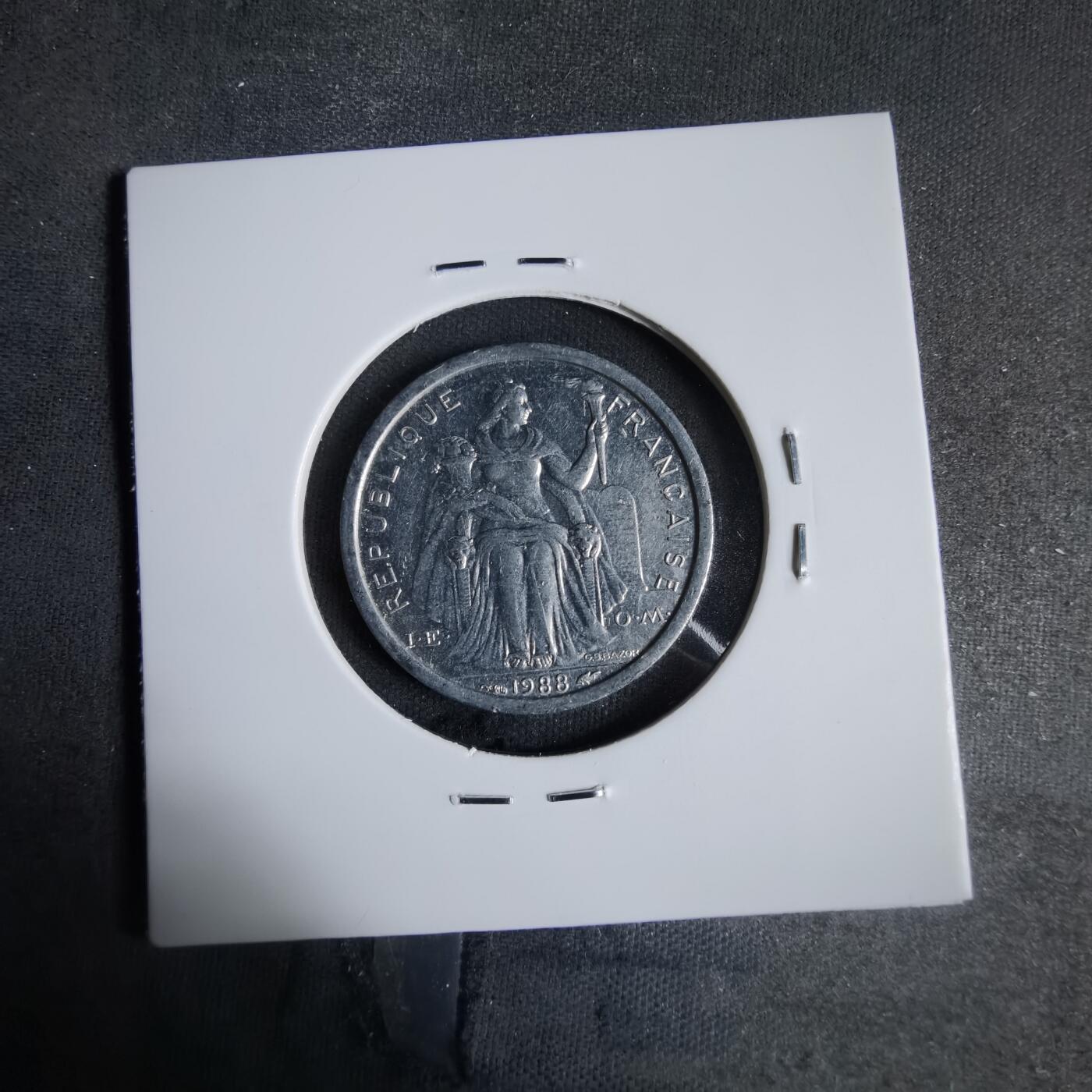 沼泽如烟--第921场 法属新喀里多尼亚1988年1法郎