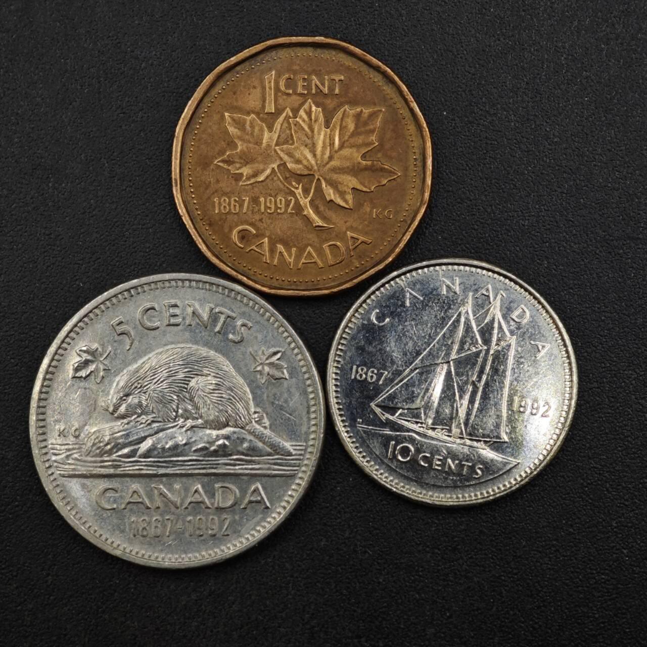 【淘币小摊】实时拍第八百一十八拍   散币小银币场   满百包邮可预留二周 每周一统一发货   加拿大1992年建国125周年3枚纪念币