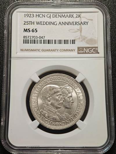 【德藏】世界币章拍卖第156期（拍品征集中~欢迎藏友联系） - 1923年 丹麦克里斯蒂安十世与亚历山德琳·奥古斯特女公爵结婚25周年2克朗纪念银币 NGC MS65 状态极佳 原光十足