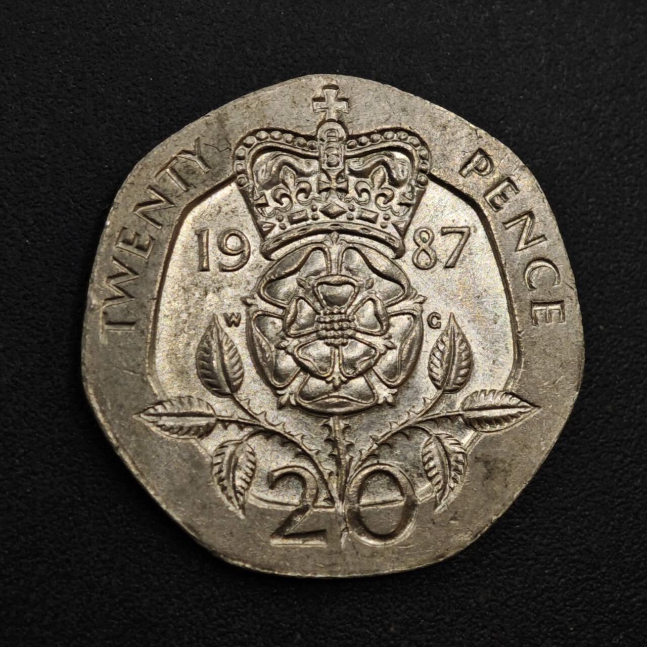 【淘币小摊】实时拍第八百一十八拍   散币小银币场   满百包邮可预留二周 每周一统一发货   英国1987年20便士