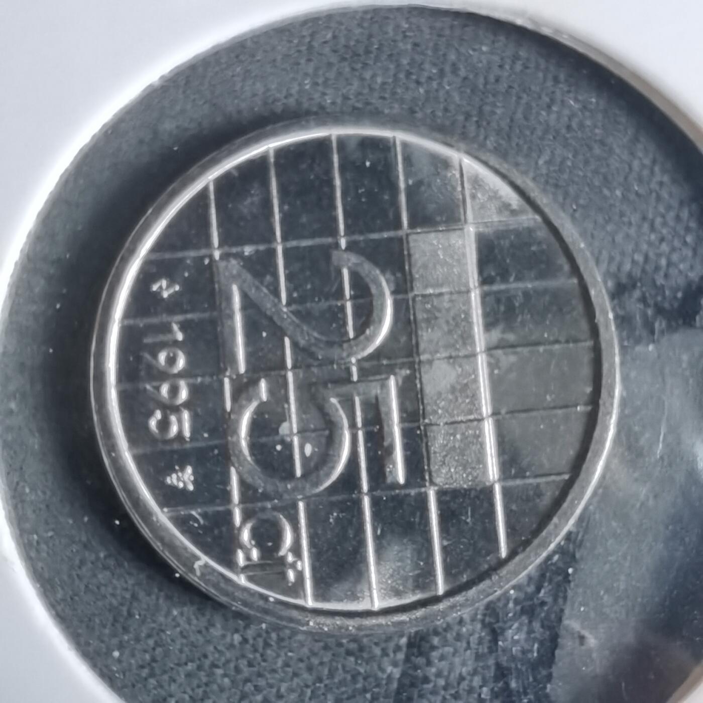 沼泽如烟--第921场 荷兰1995年25分