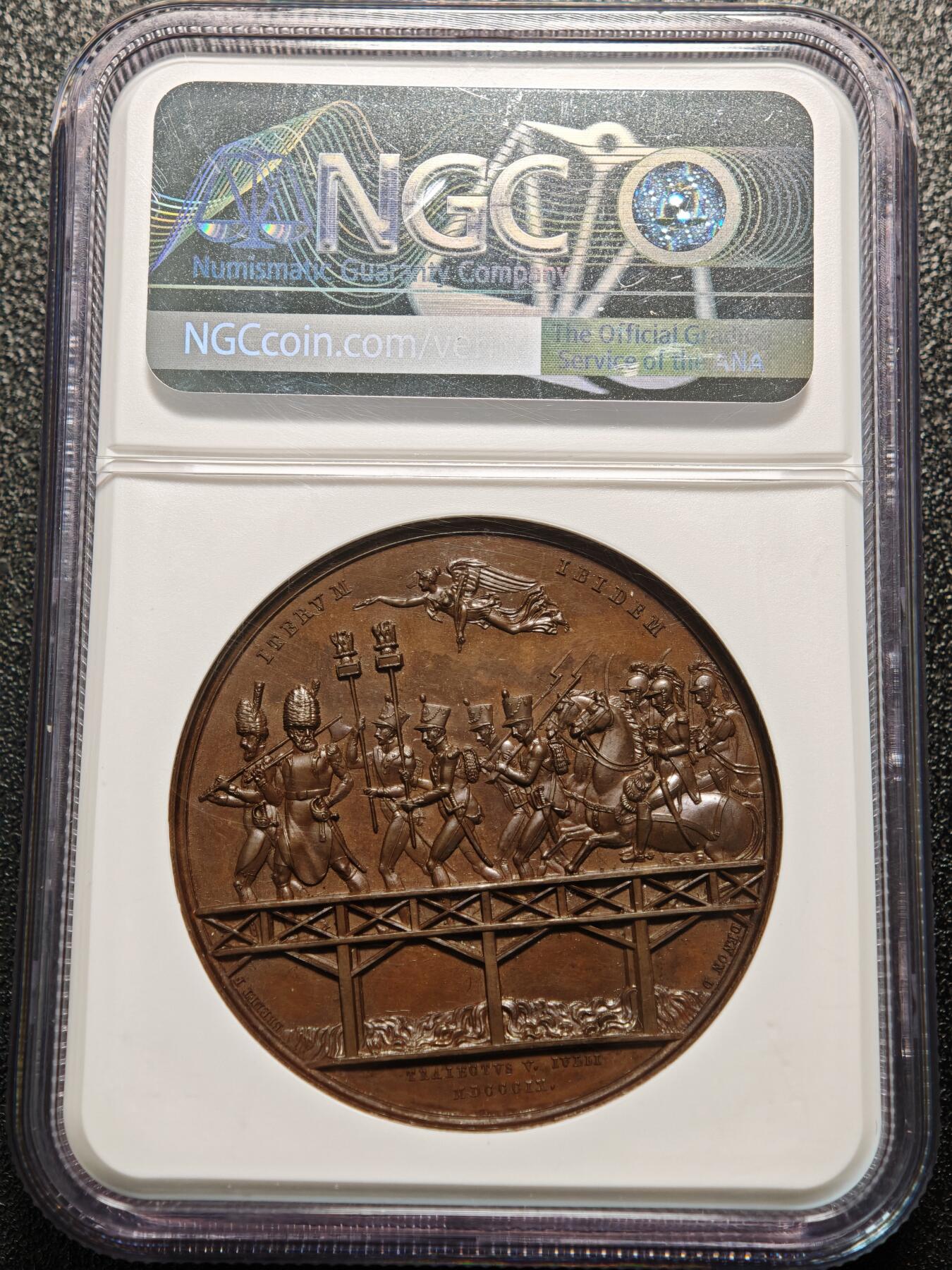 【德藏】世界币章拍卖第156期（拍品征集中~欢迎藏友联系） 1809年 法国阿斯佩恩-艾斯林战役高浮雕纪念铜章 NGC MS64BN 亚军分 仅1枚更高 细节丰富 图案立体感极强 包浆温润