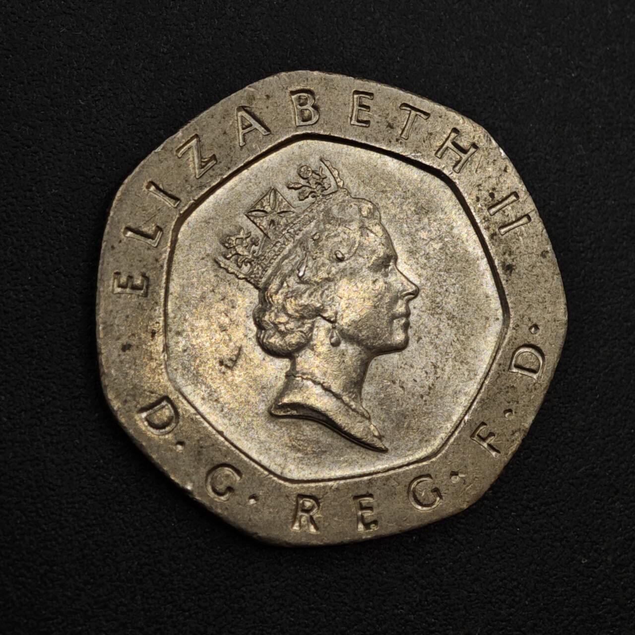 【淘币小摊】实时拍第八百一十八拍   散币小银币场   满百包邮可预留二周 每周一统一发货   英国1987年20便士