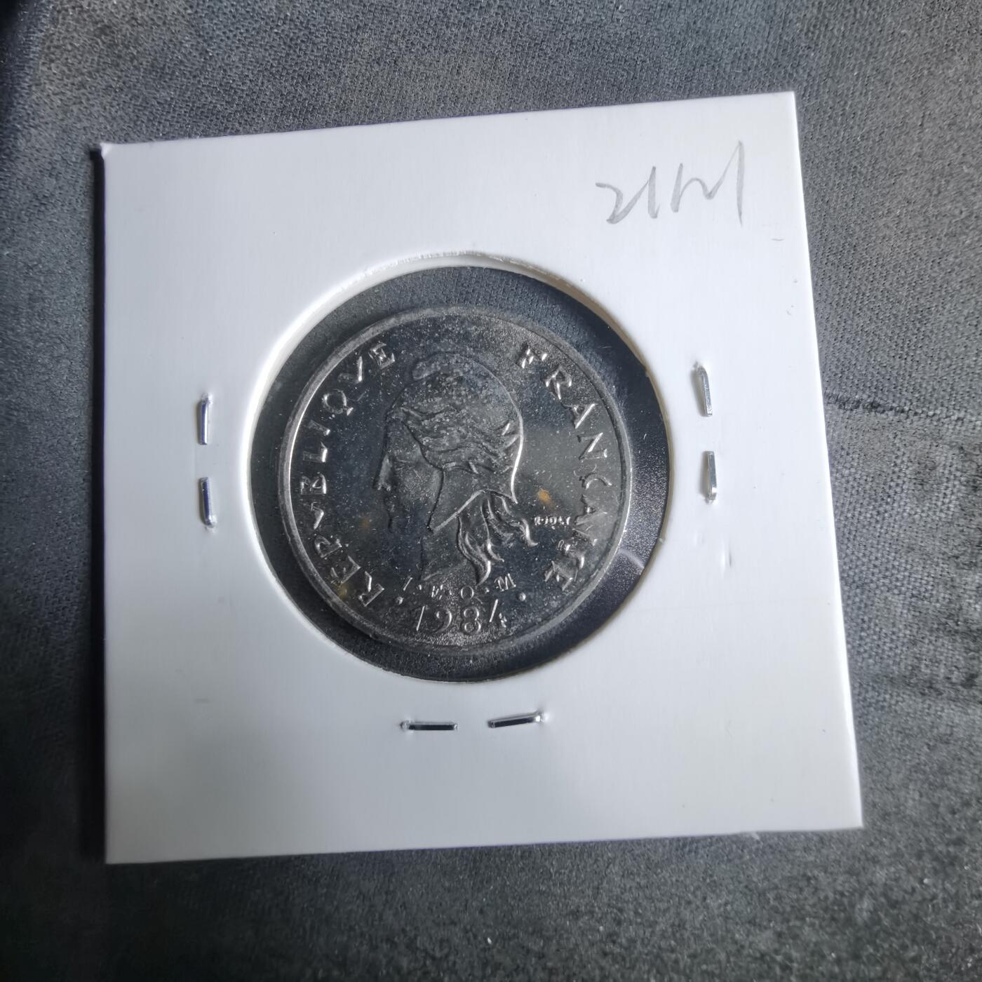 沼泽如烟--第921场 法属波利尼西亚1984年10法郎