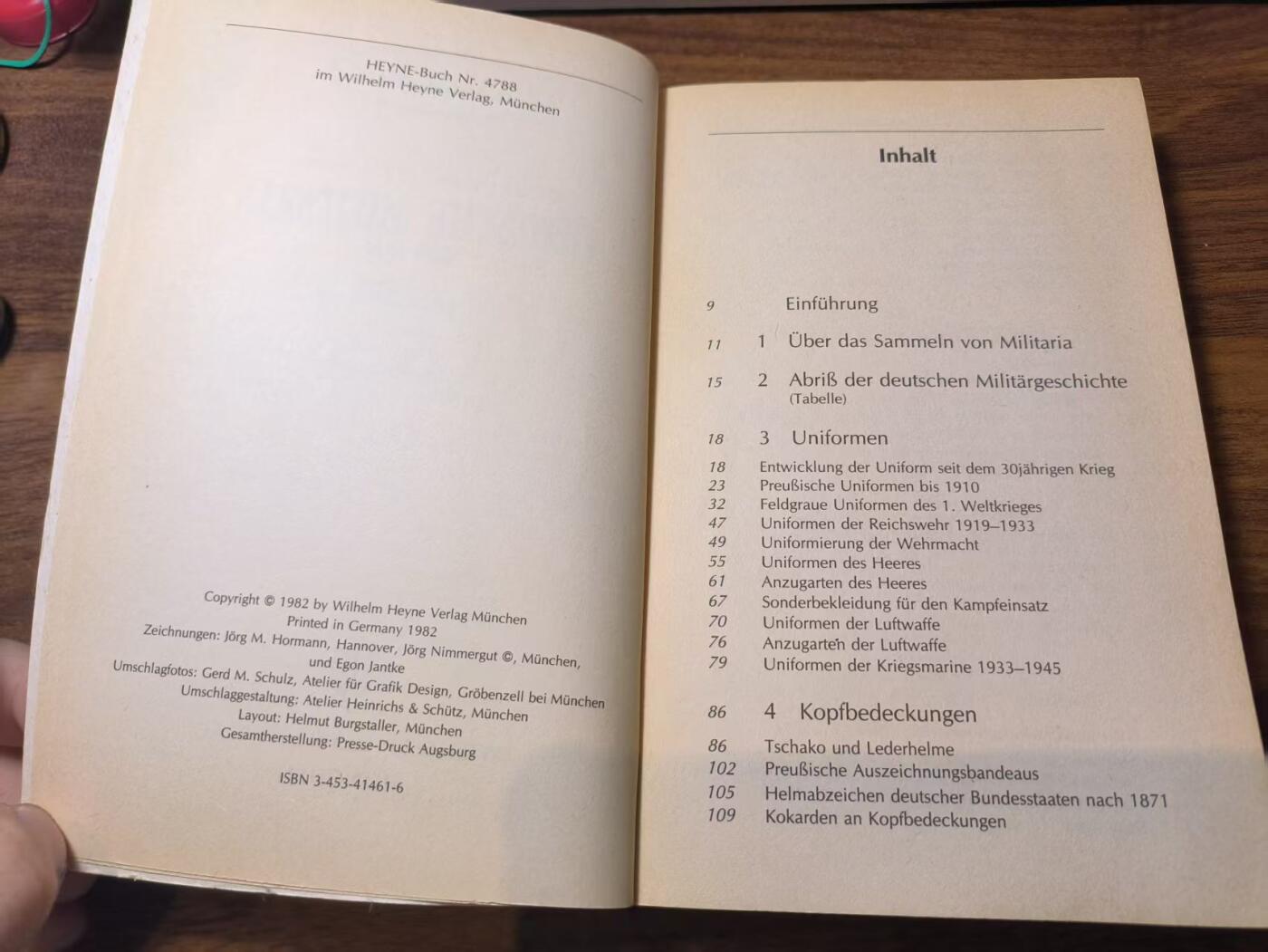罗岚⭐新藏⭐特惠专拍第一场-分享拍场赚佣 《德意志帝国军品：收藏指南 1808-1945》 著名军事历史学家约尔格·尼默古特（Jörg Nimmergut）编著，并由威廉·海涅出版社（Wilhelm Heyne Verlag）于1982年在慕尼黑出版的权威性参考书
