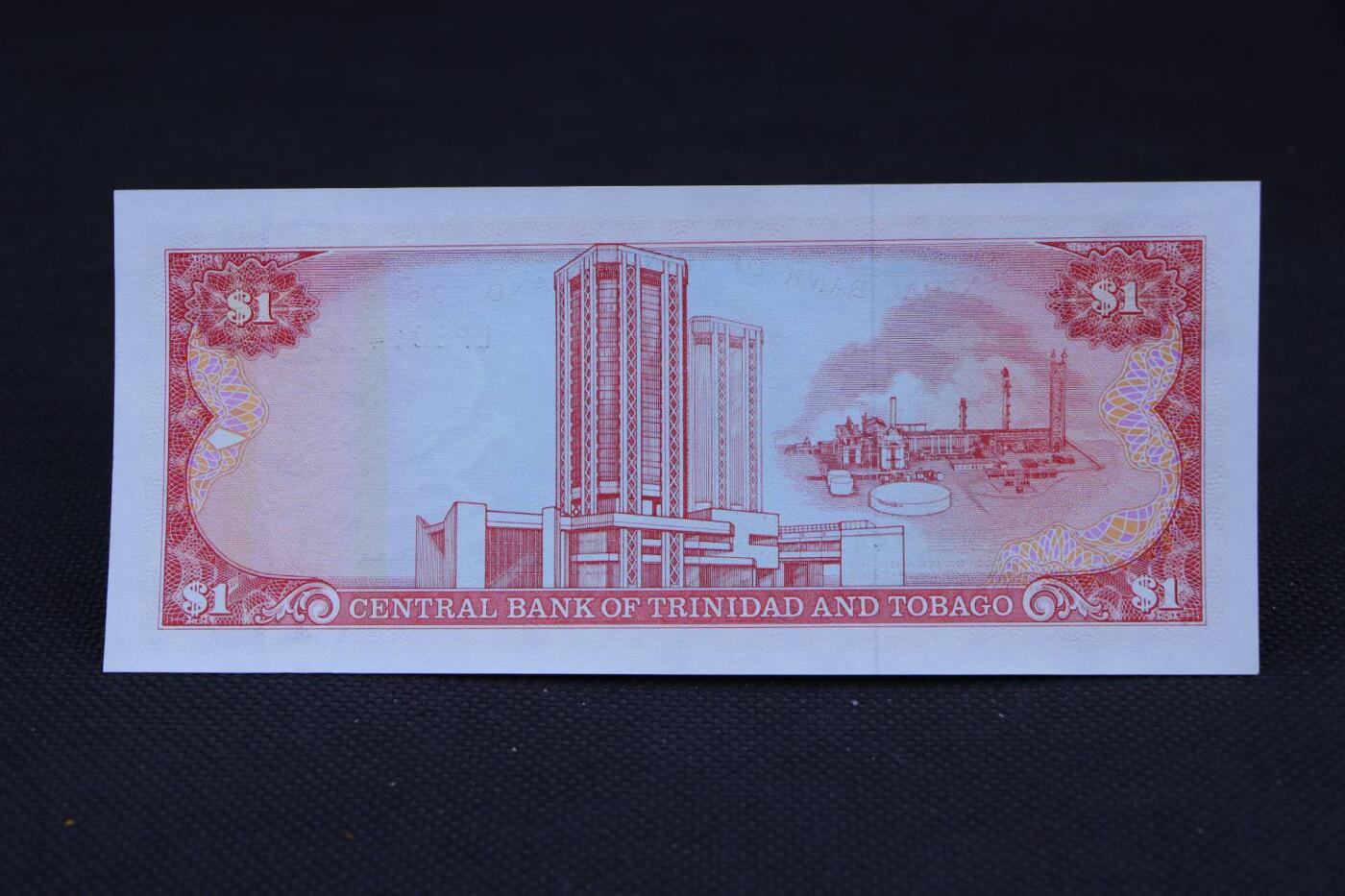【淘币小摊】限时拍第八百二十一拍  纸币场  满百包邮可预留两周  周一统一发货   特立尼达和多巴哥1979年1元纸币