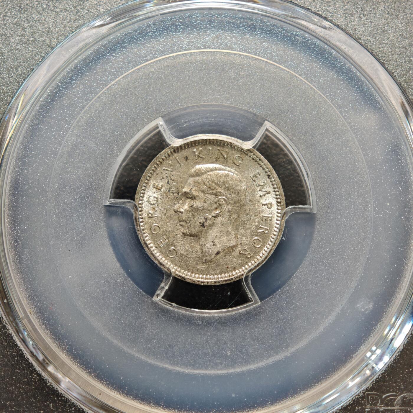 【德藏】世界币章拍卖第156期（拍品征集中~欢迎藏友联系） 19441年 新西兰3便士银币 PCGS MS61 原光十足