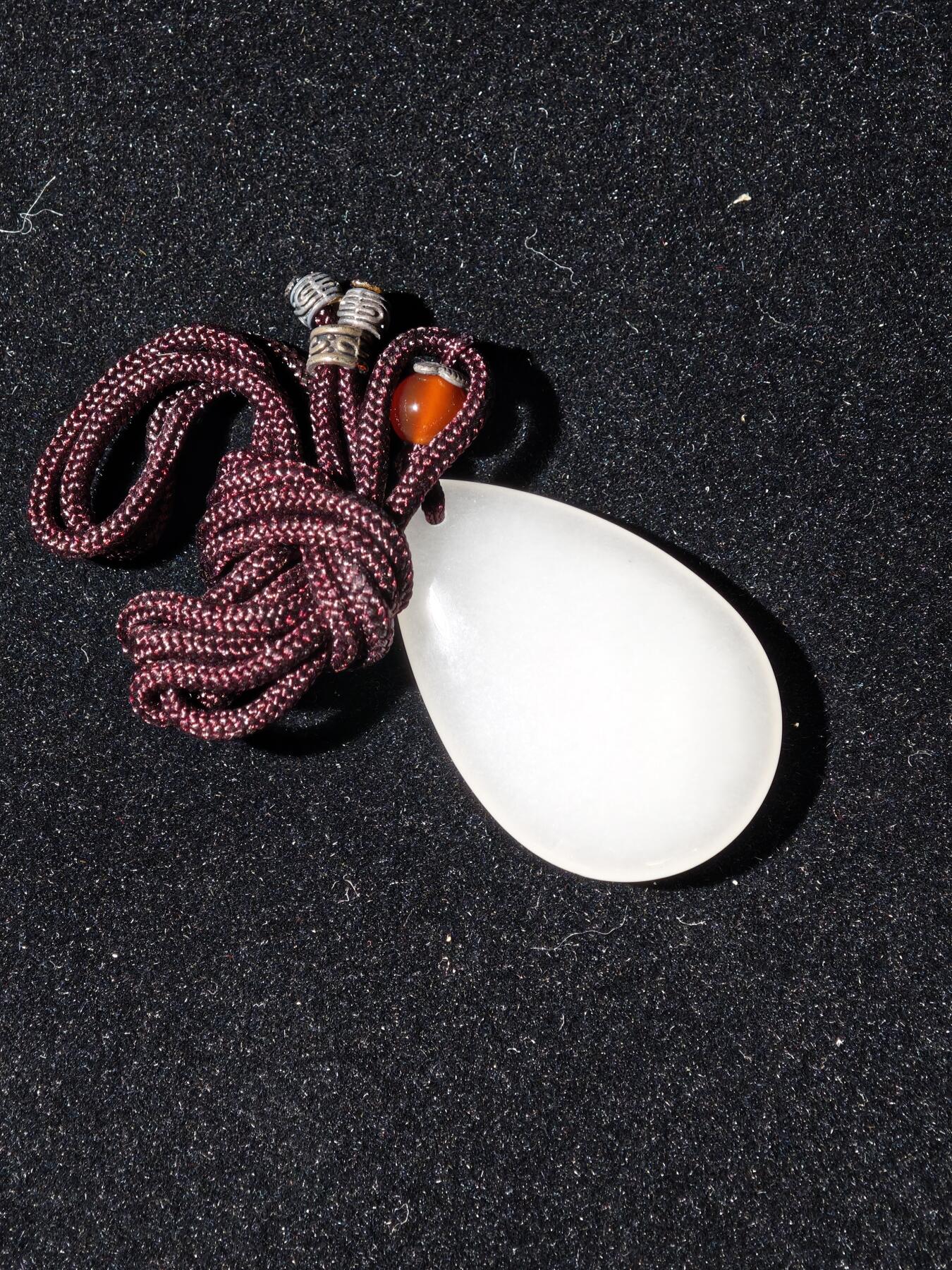 92期回流戒指饰品杂件纪念章丝路钱币专场 新疆玉吊坠