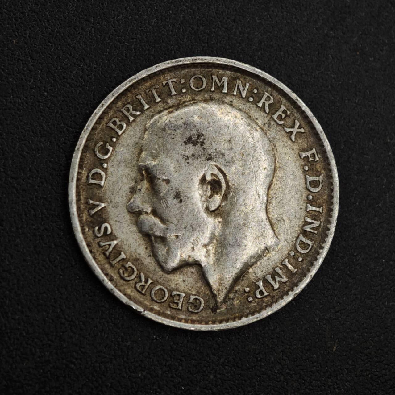 【淘币小摊】实时拍第八百一十八拍   散币小银币场   满百包邮可预留二周 每周一统一发货   英国1912年乔治五世3便士银币