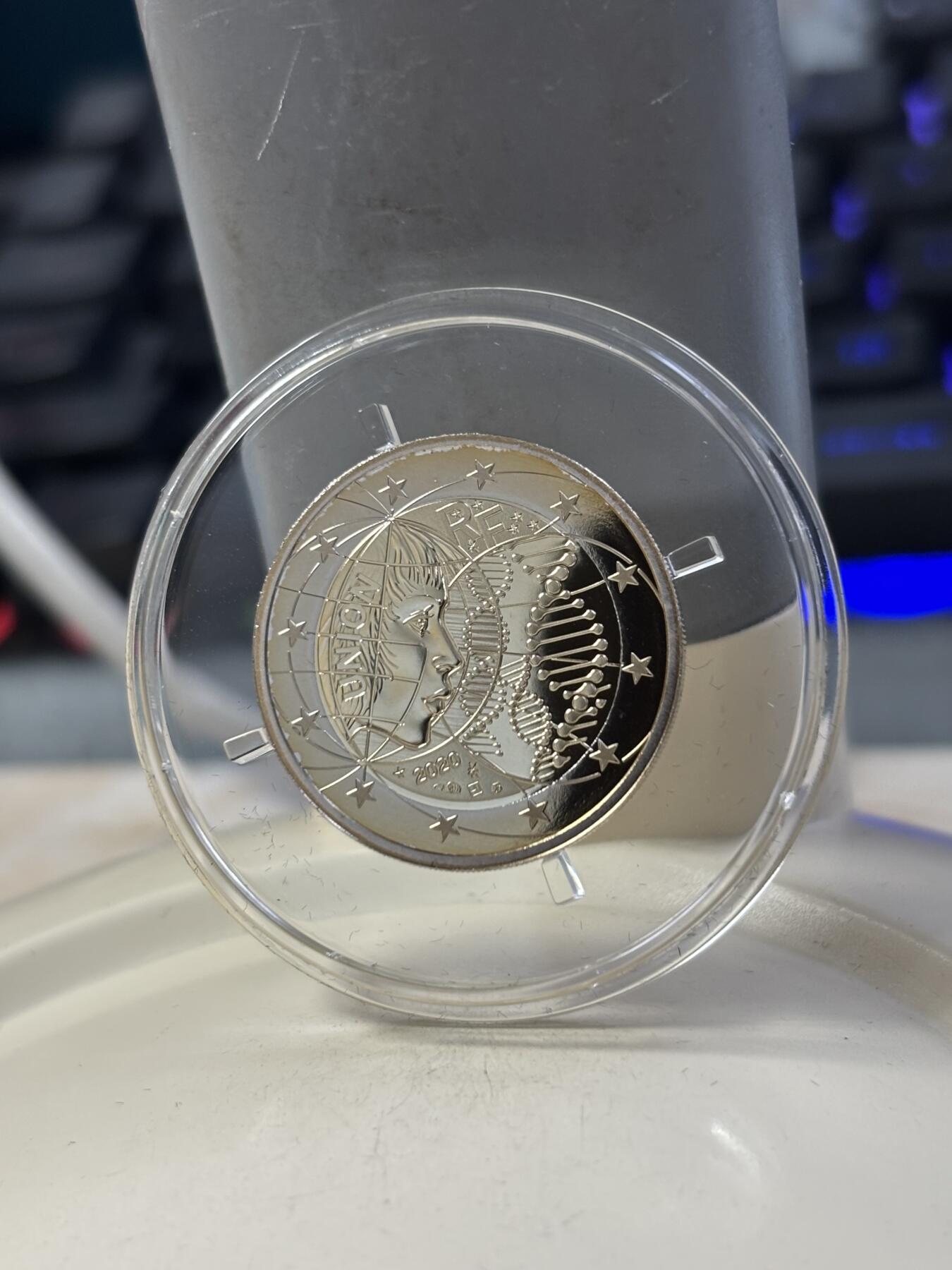 第184期拍卖 法国2020年医学研究精制双色纪念币，发行10000枚