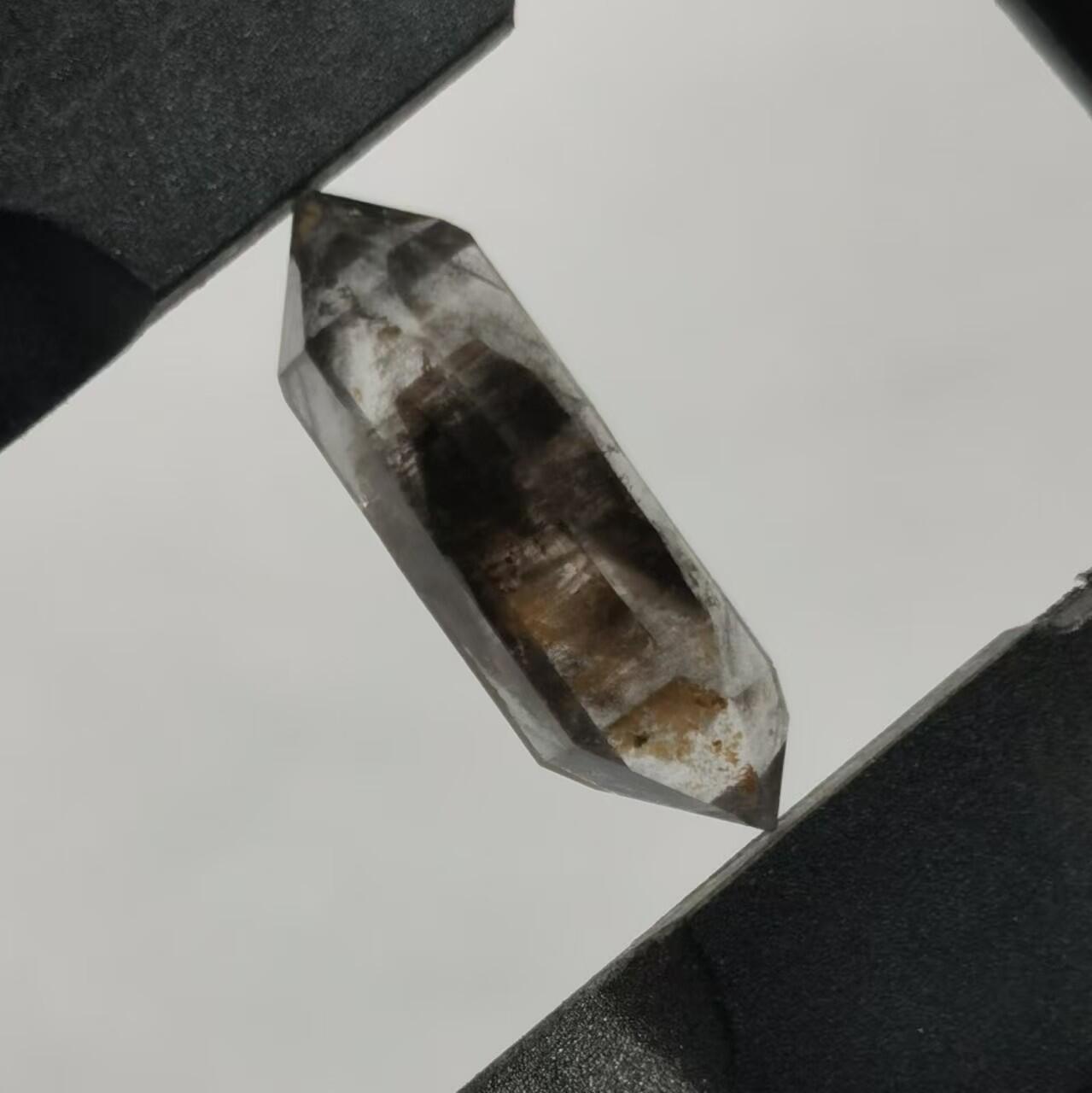 七河·世界钱币杂件水晶矿标小拍（总第30期） 藏家出品 X664（4） 云贵闪灵水晶 小巧精致 本件拍品由合作藏家邮寄